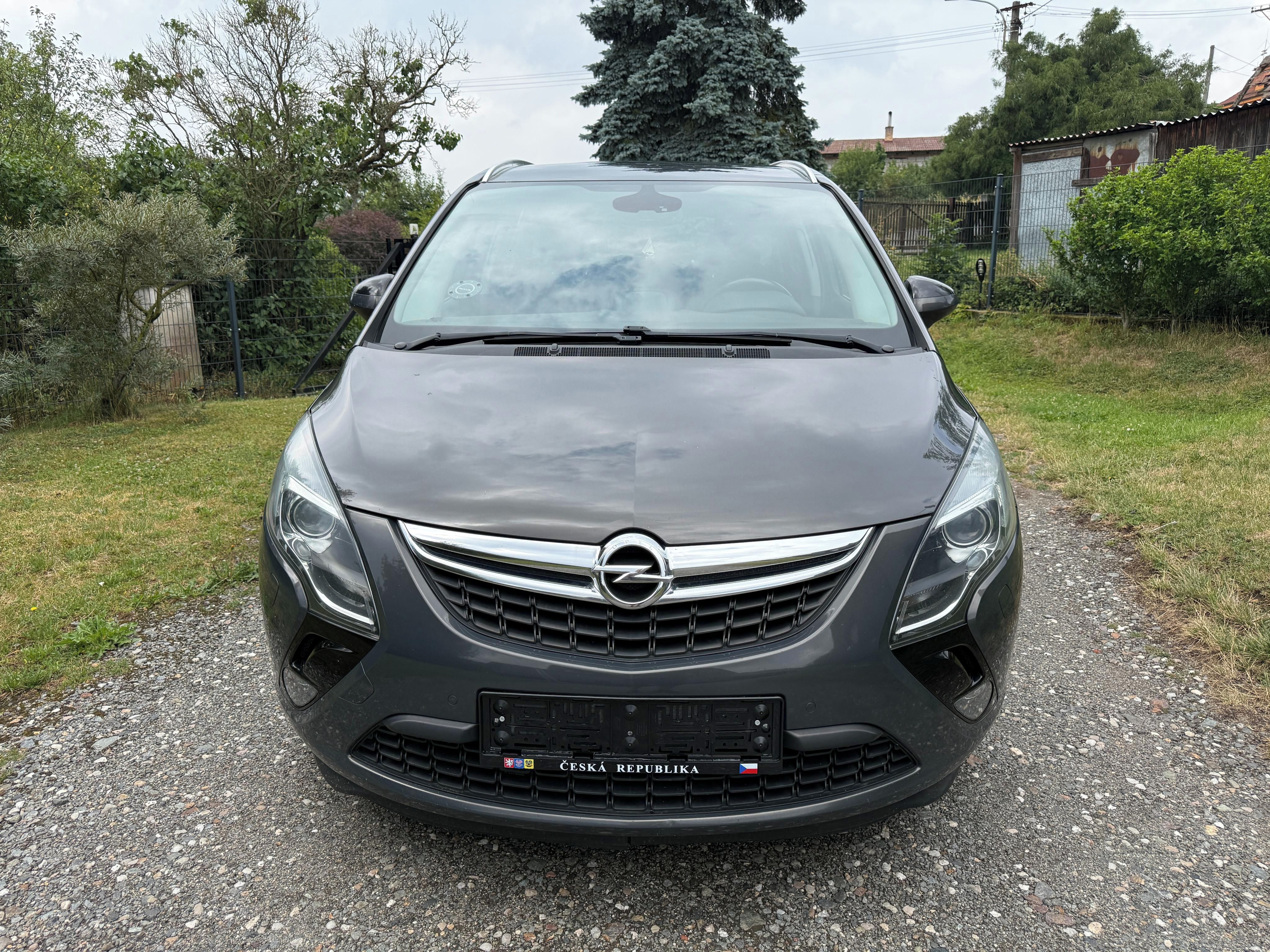 Opel Zafira, 2.0CDTi, 125Kw,7míst,Tažné - fotka 2
