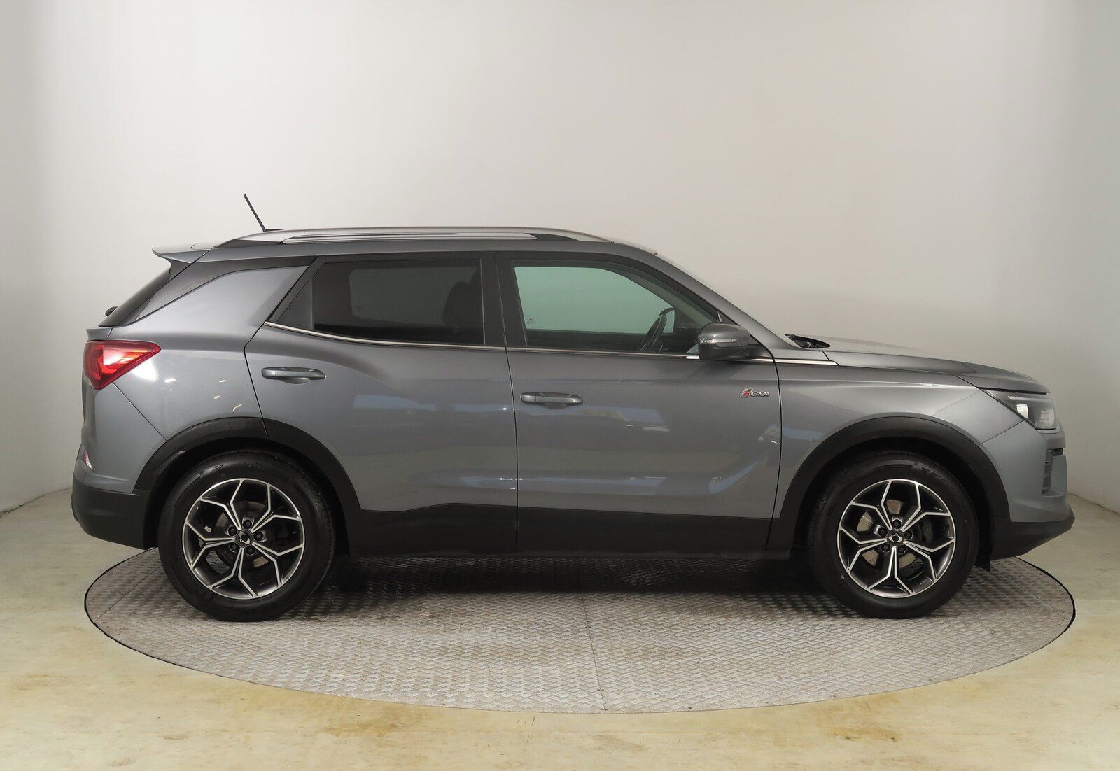 SsangYong Korando, 1.5 T-GDI, 4X4, Automat - fotka 6