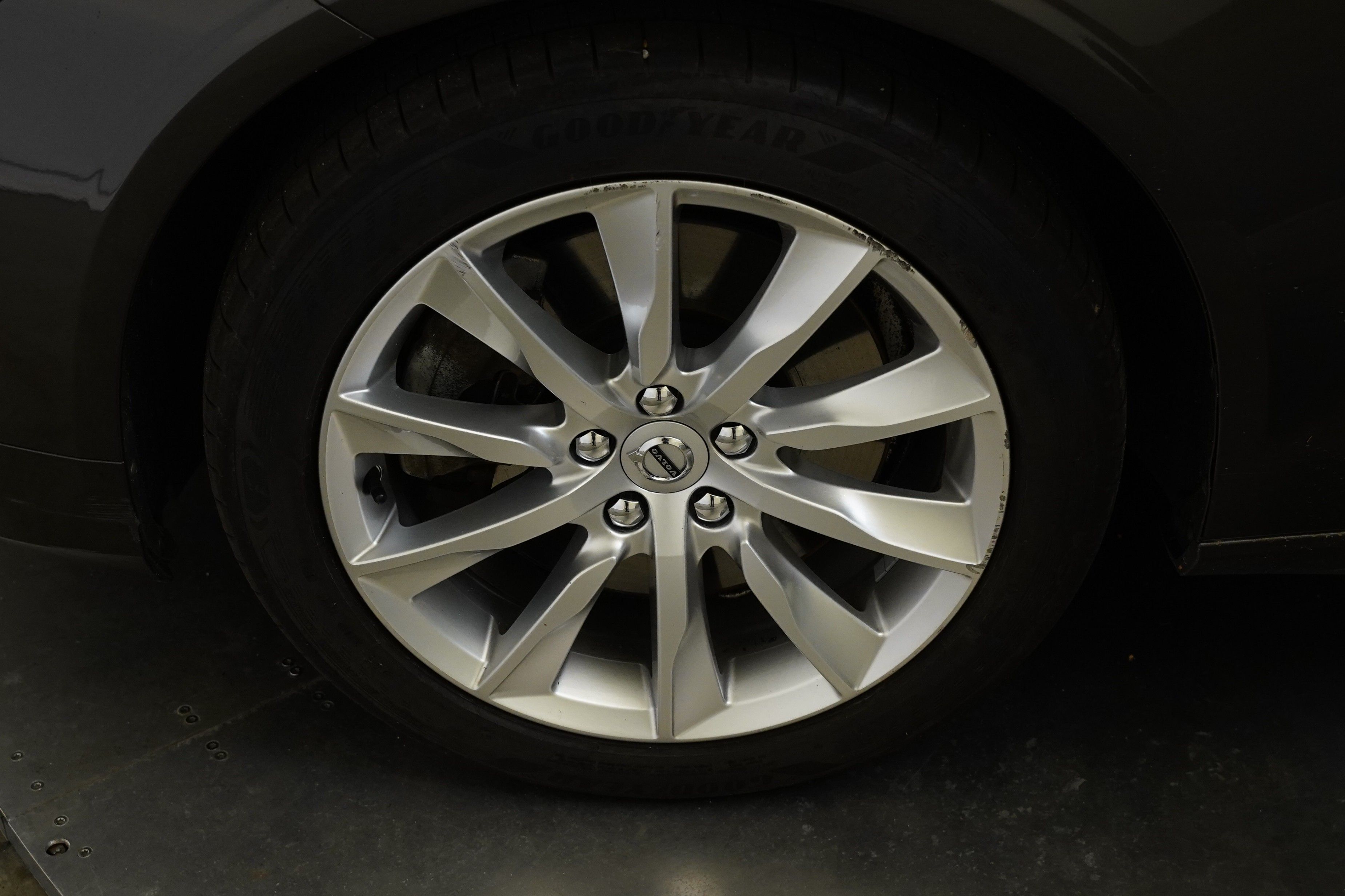 Volvo V90, 2.0 D 145 kW Momentum - fotka 2