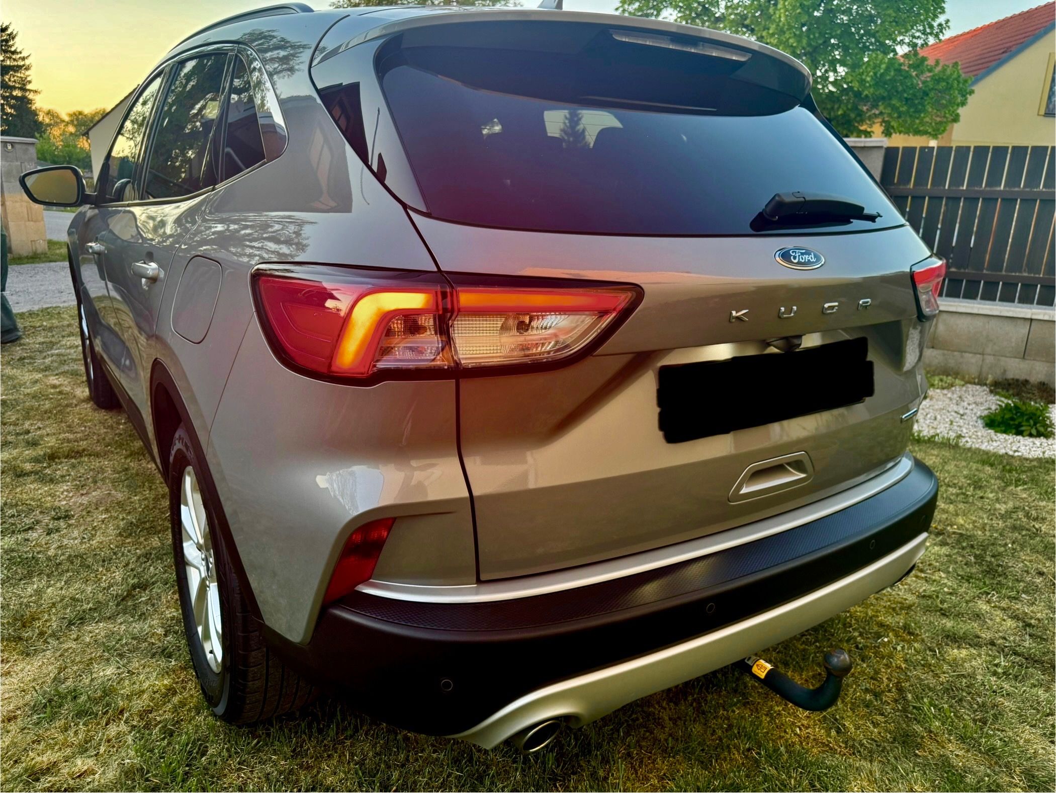 Ford Kuga, 2.5 Benzin (FULL Hybrid) - fotka 4