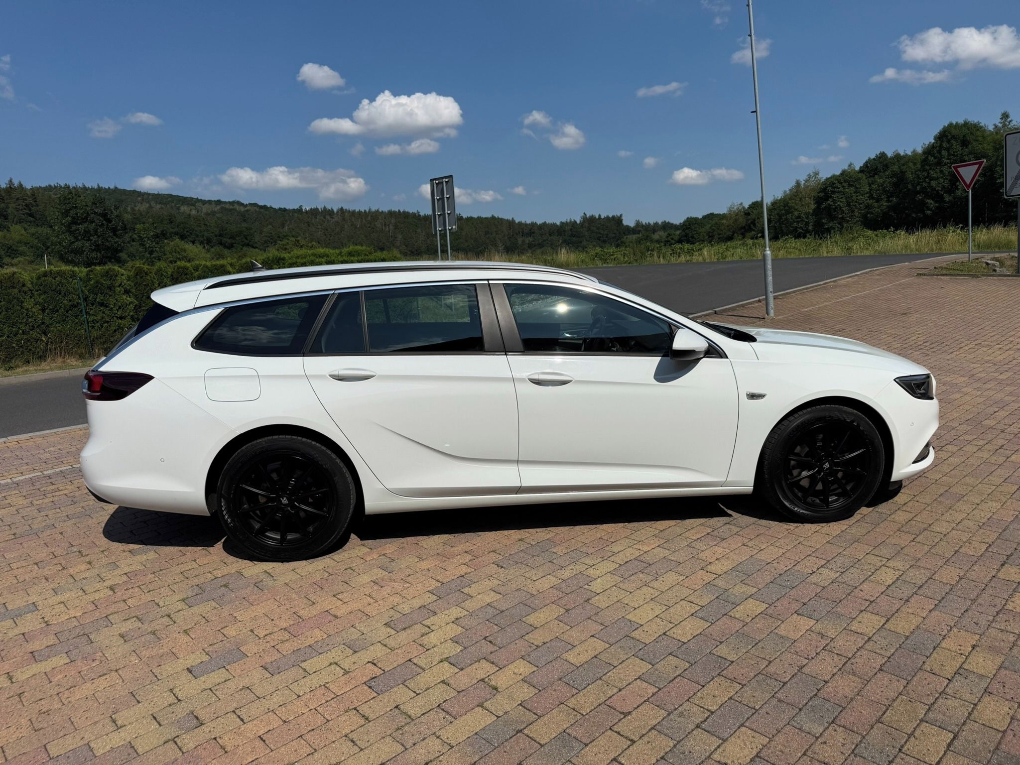 Opel Insignia, B 2.0 CDTI 125kW AUTOMAT - fotka 6