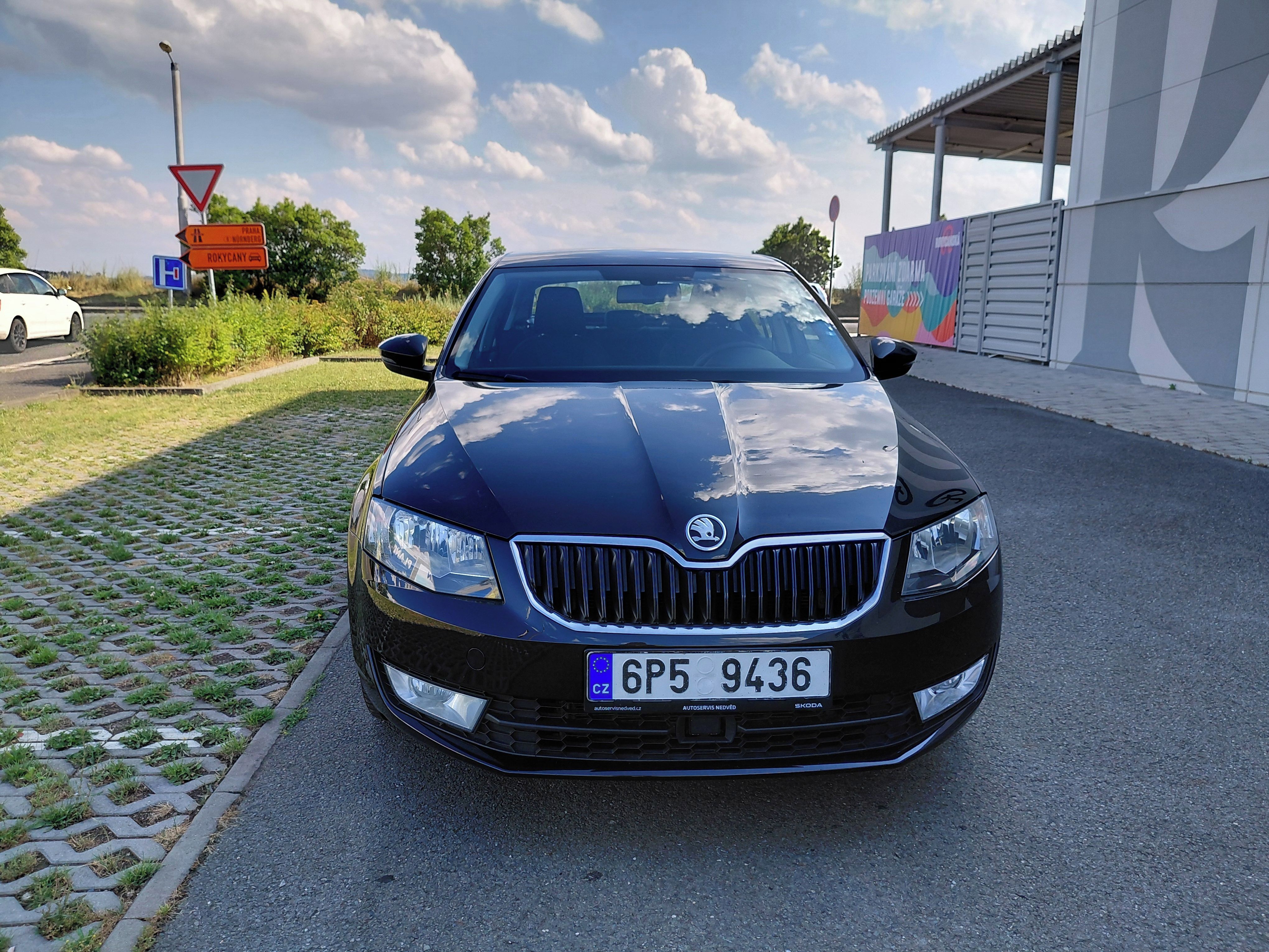 Škoda Octavia, 2.0TDI 110KW 1.MAJ VELMI PĚKNÉ - fotka 2