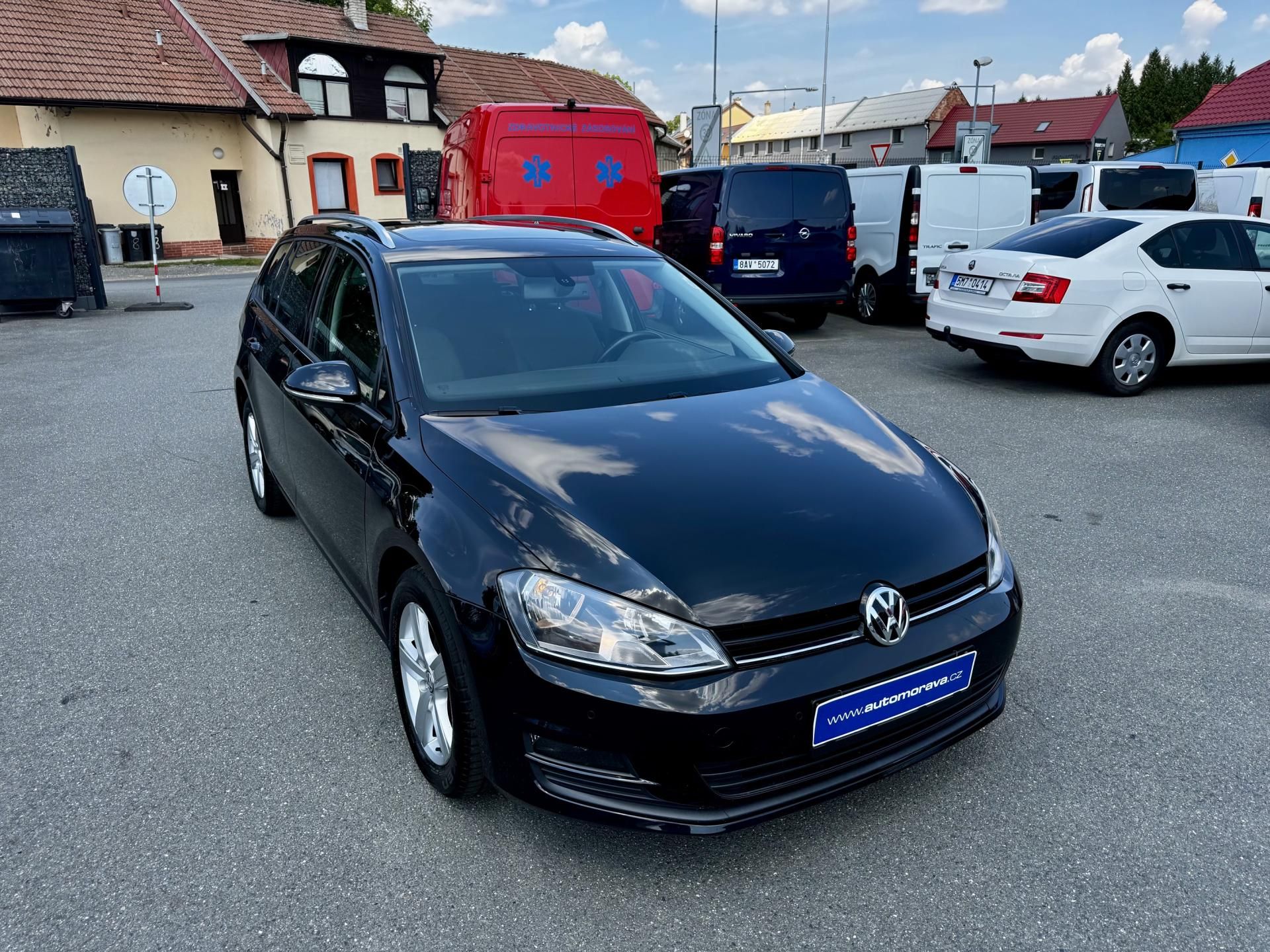 Volkswagen Golf, Variant 1.4 TSI 90 KW - fotka 4
