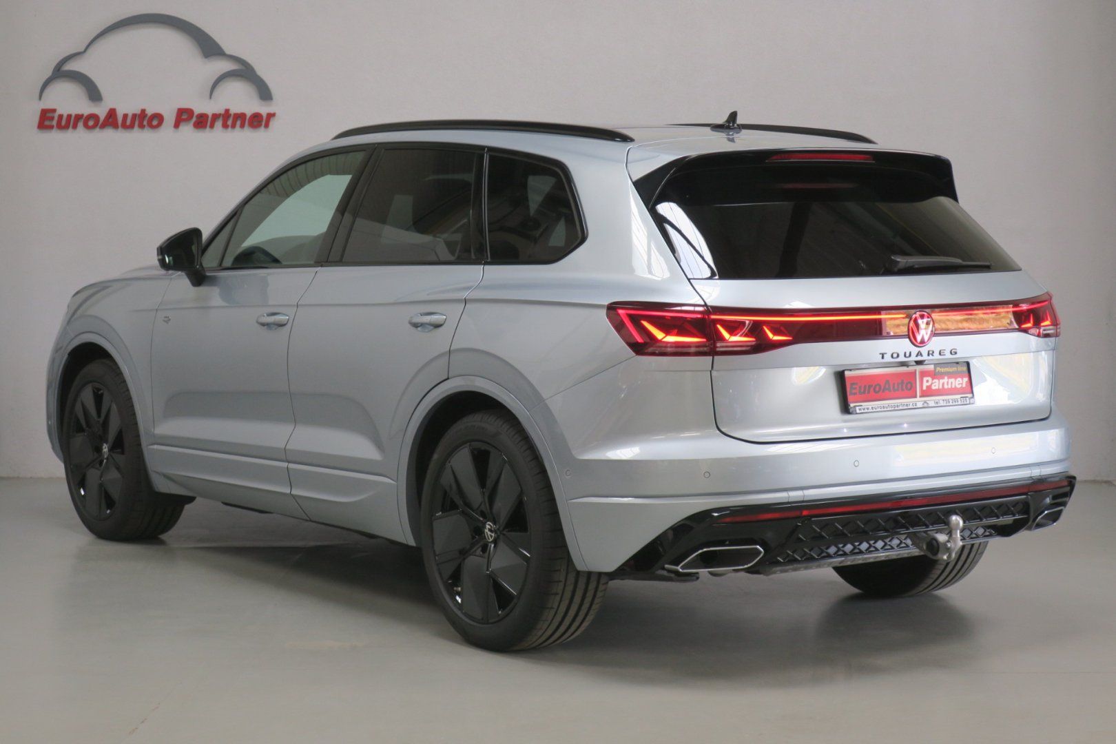 Volkswagen Touareg, NEW Final Edition R Line 210kW - fotka 2