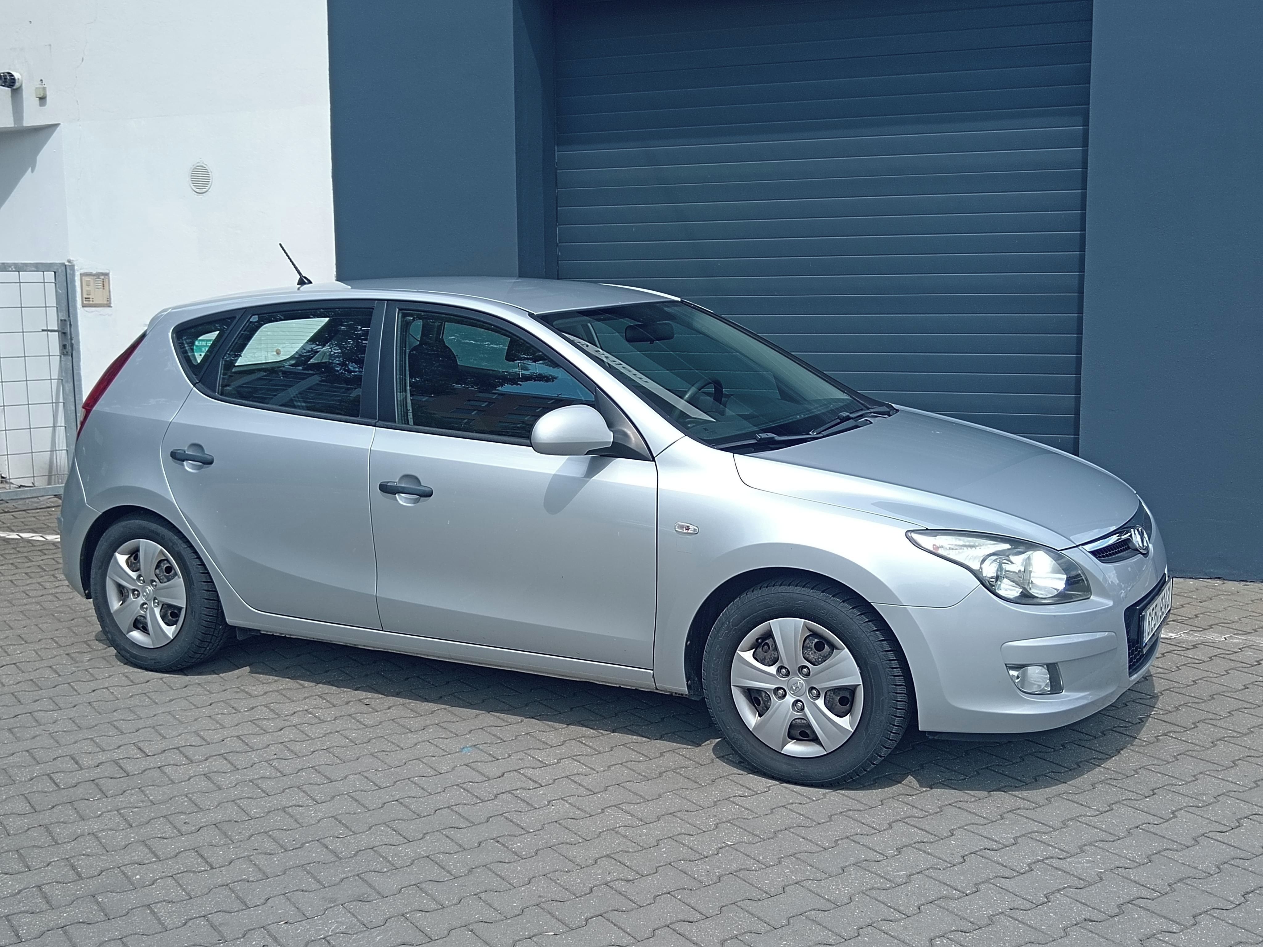 Hyundai i30, 1,4i - fotka 5