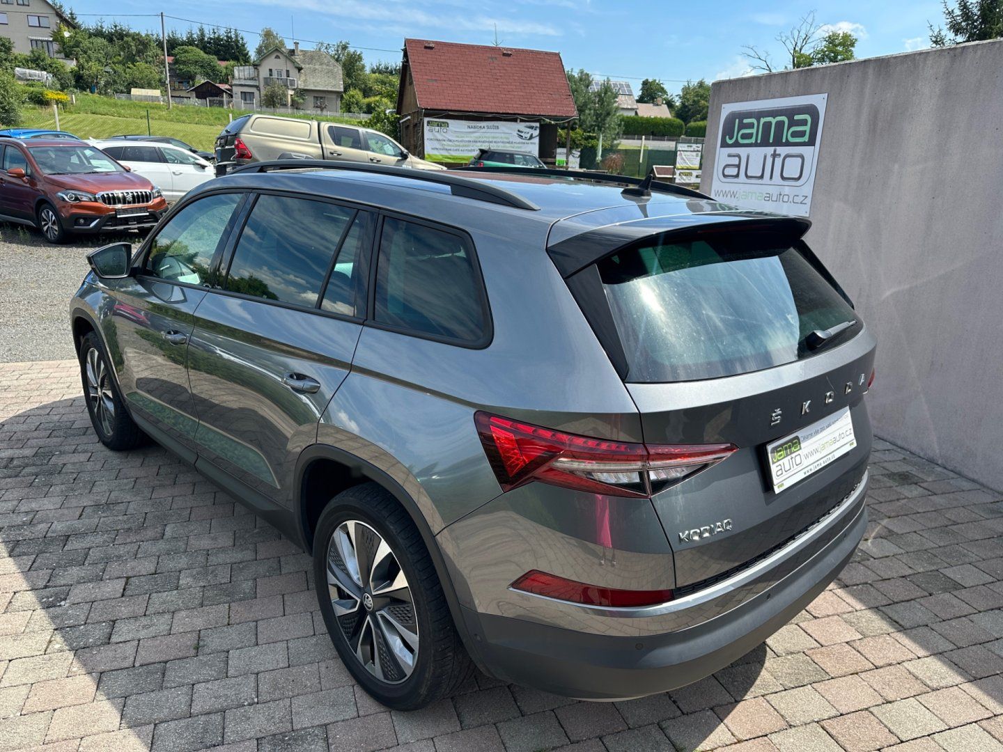 Škoda Kodiaq, 1,5TSI 110kW TOUR 1.MAJ NAVI - fotka 5