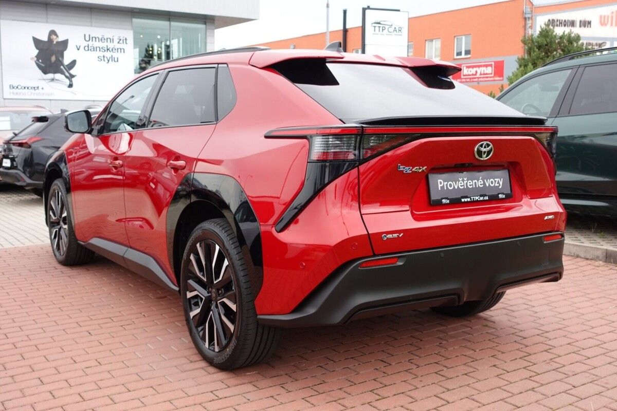 Toyota bZ4X, BEV 4x4 Executive 73.1 kWh MC2 - fotka 6
