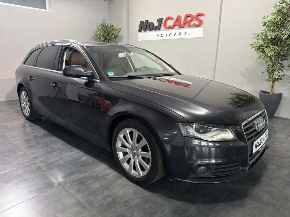 Audi A4, 2,0   TDI B8 1.MAJITEL BI-XEN - fotka 2
