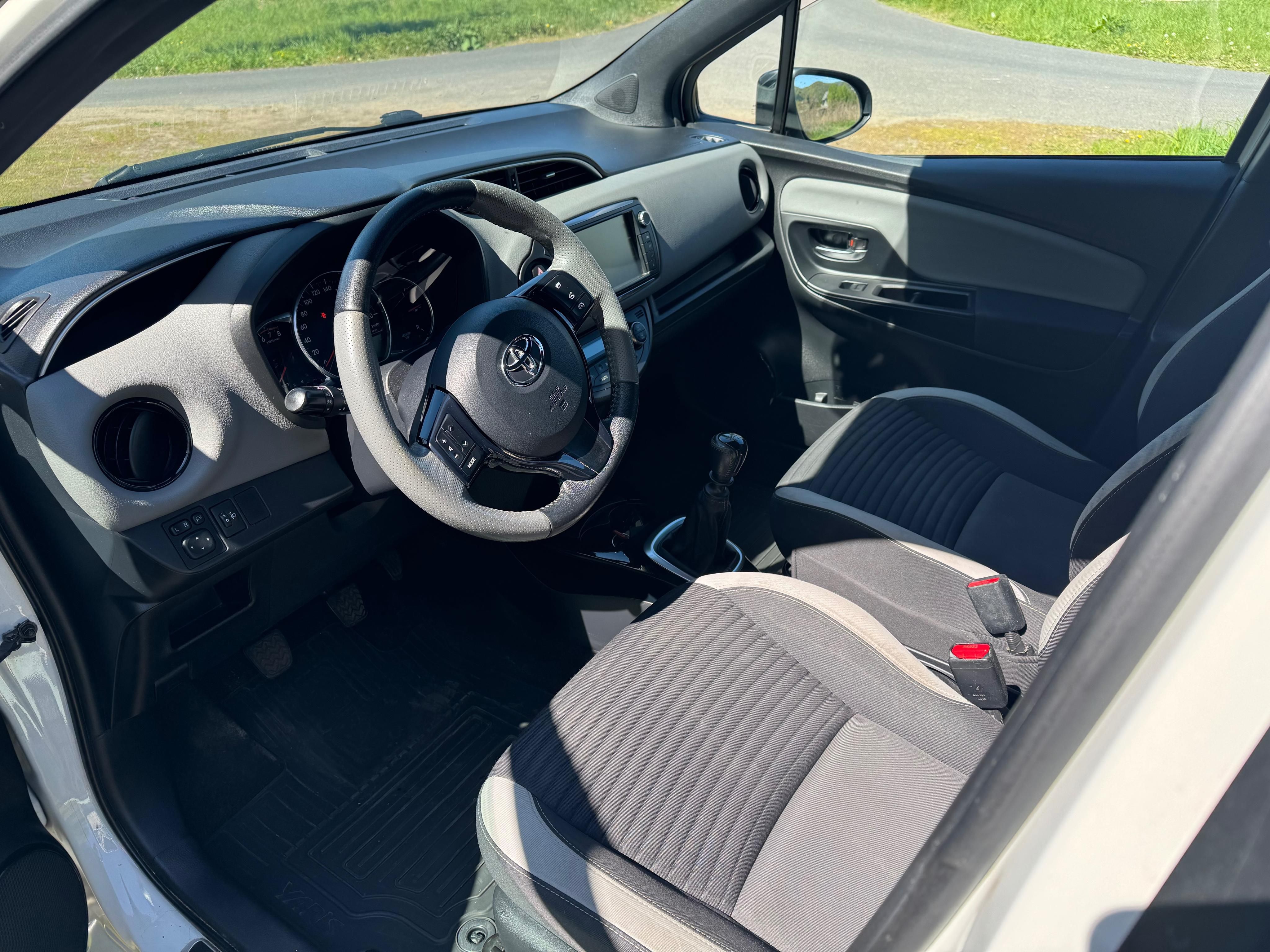 Toyota Yaris, Toyota Yaris 1,33 Style - fotka 6