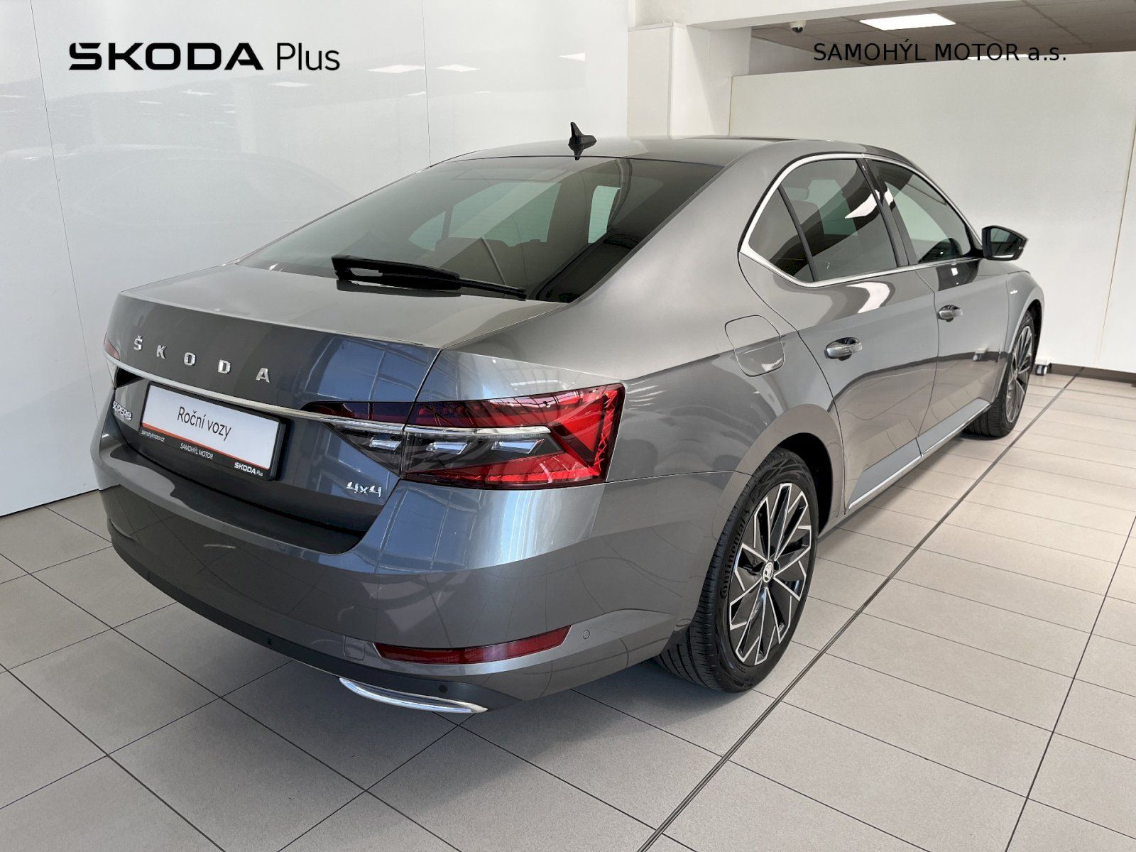 Škoda Superb, 2.0 TDI 140 kW A7A 4x4 L&K - fotka 2