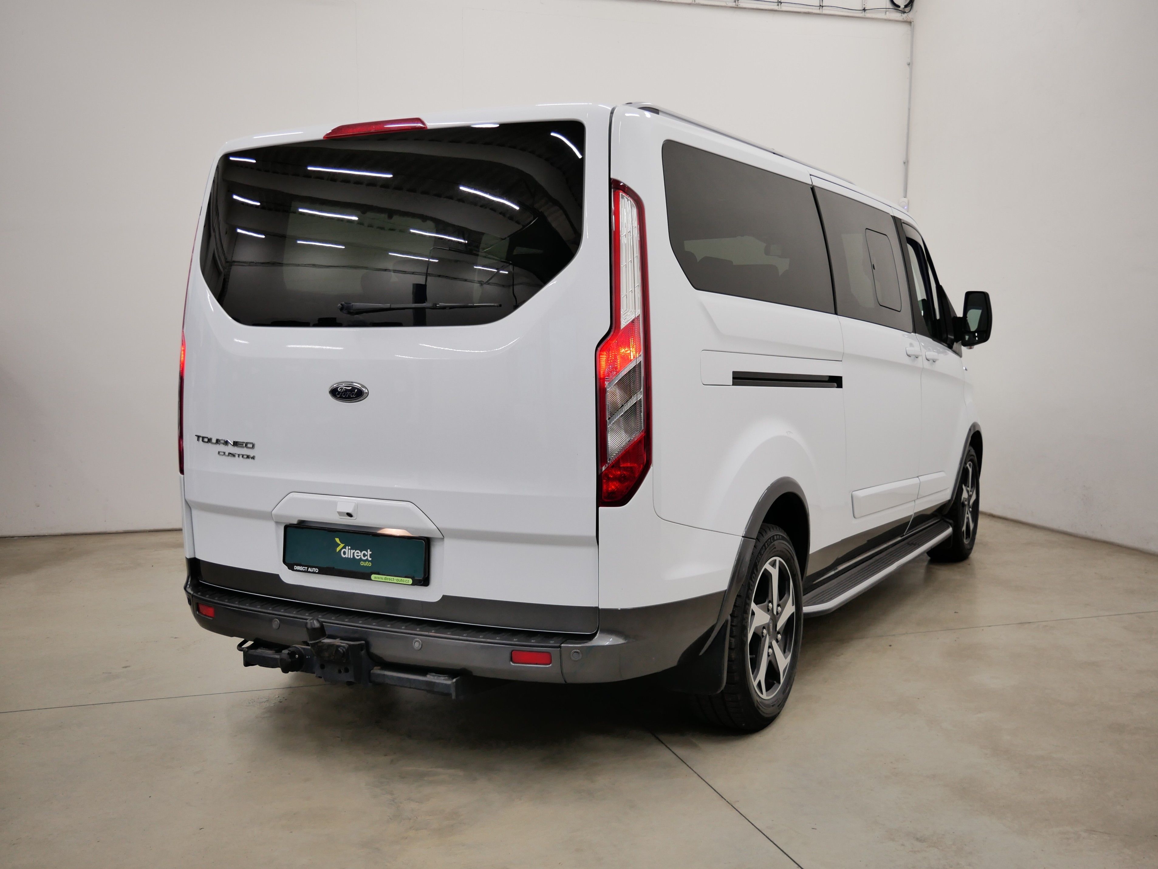 Ford Tourneo Custom, 2.0 TDCI 125 kW - fotka 2