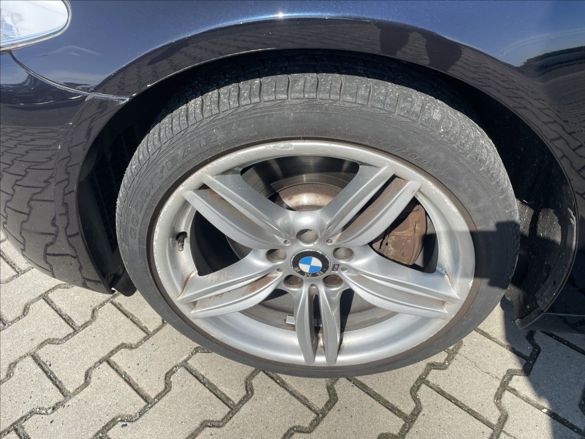 BMW Řada 5, 3,0 i M PAKET 97300 KM COC lis - fotka 6