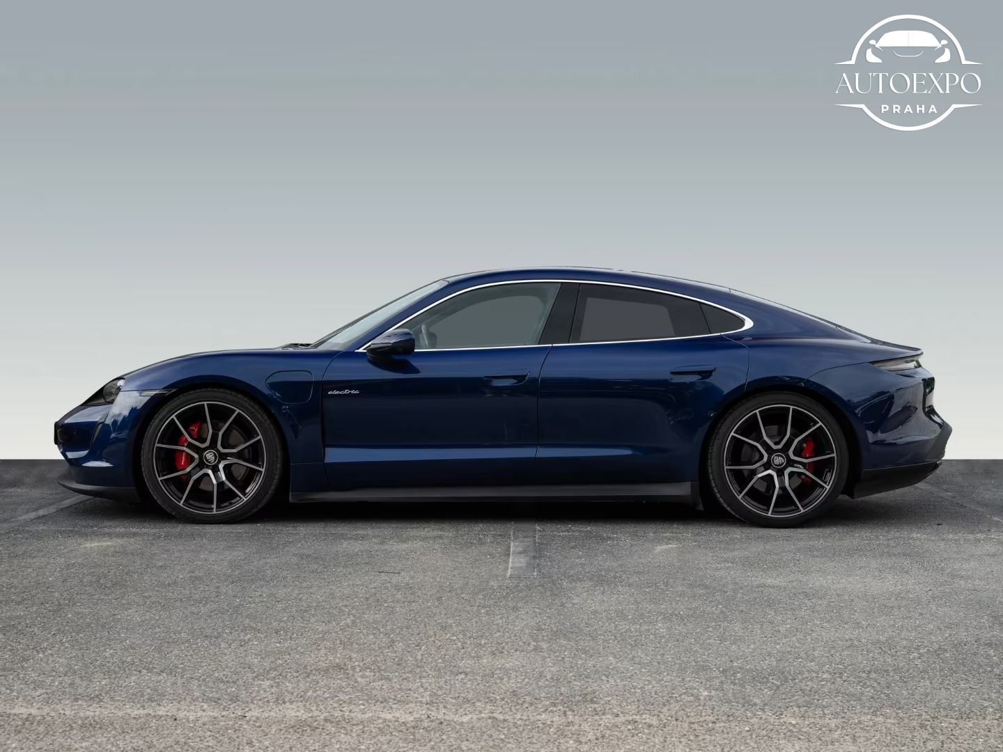 Porsche Taycan, 4S InnoDrive Performance - fotka 2