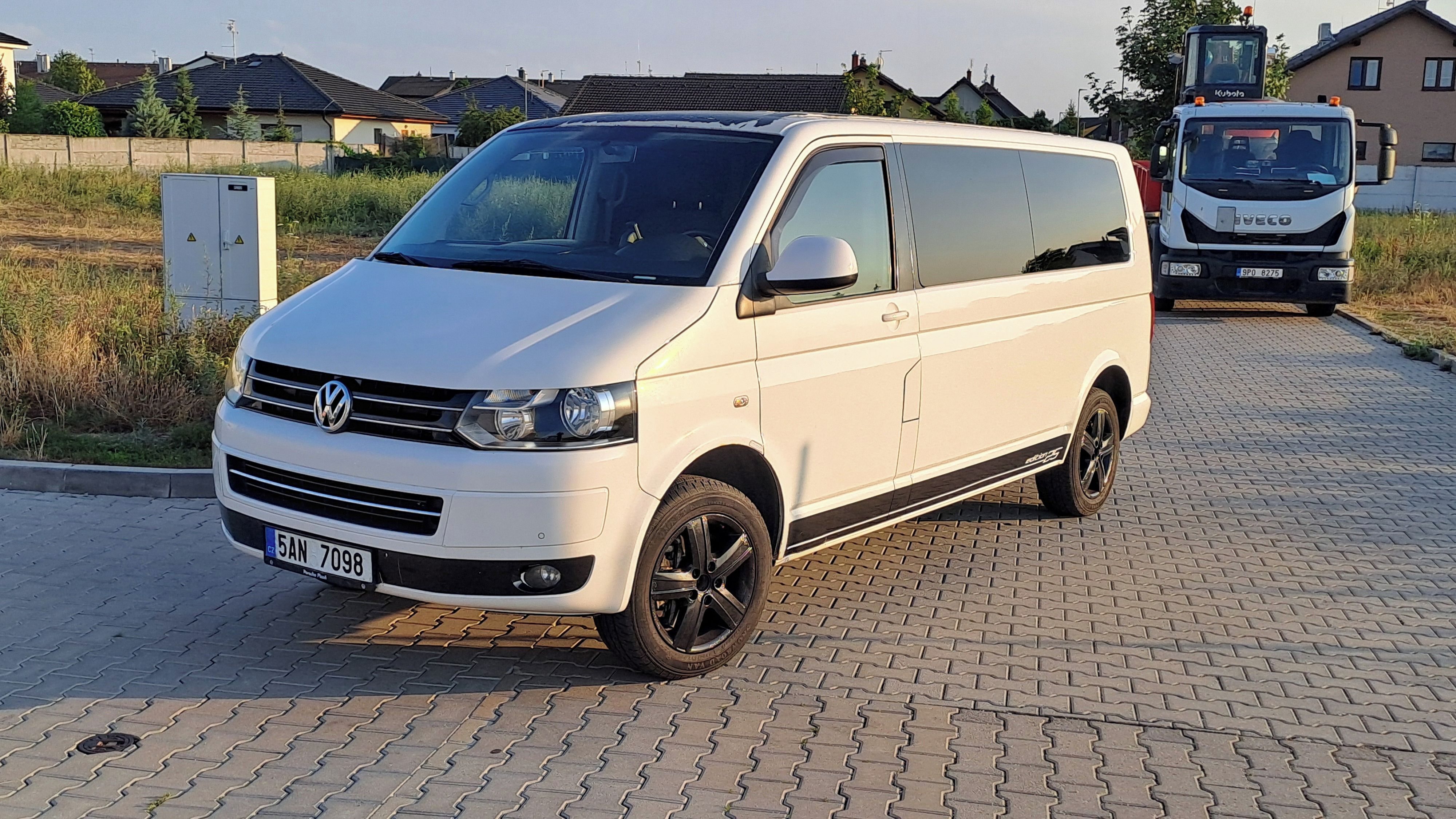 Volkswagen Multivan - fotka 6