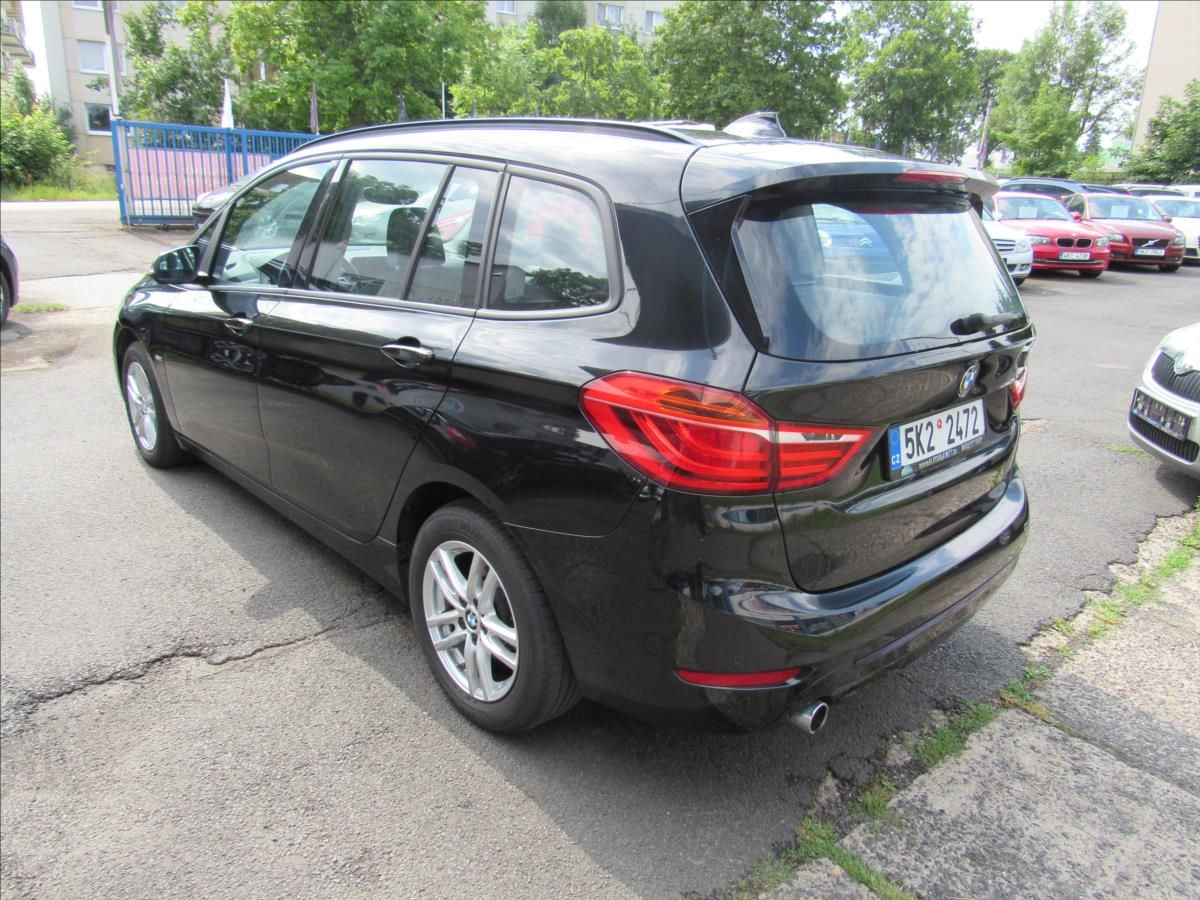 BMW Řada 2, 2,0 d 218 Gran Tourer 110 KW - fotka 4