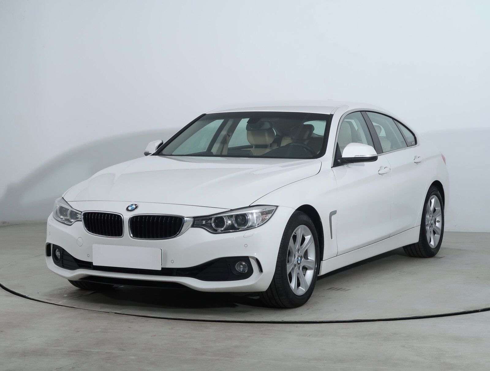 BMW Řada 4, 420i Gran Coupé , Automat - fotka 2