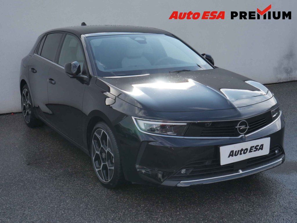 Opel Astra, 1.2PT,1.maj,ČR,Elegance
