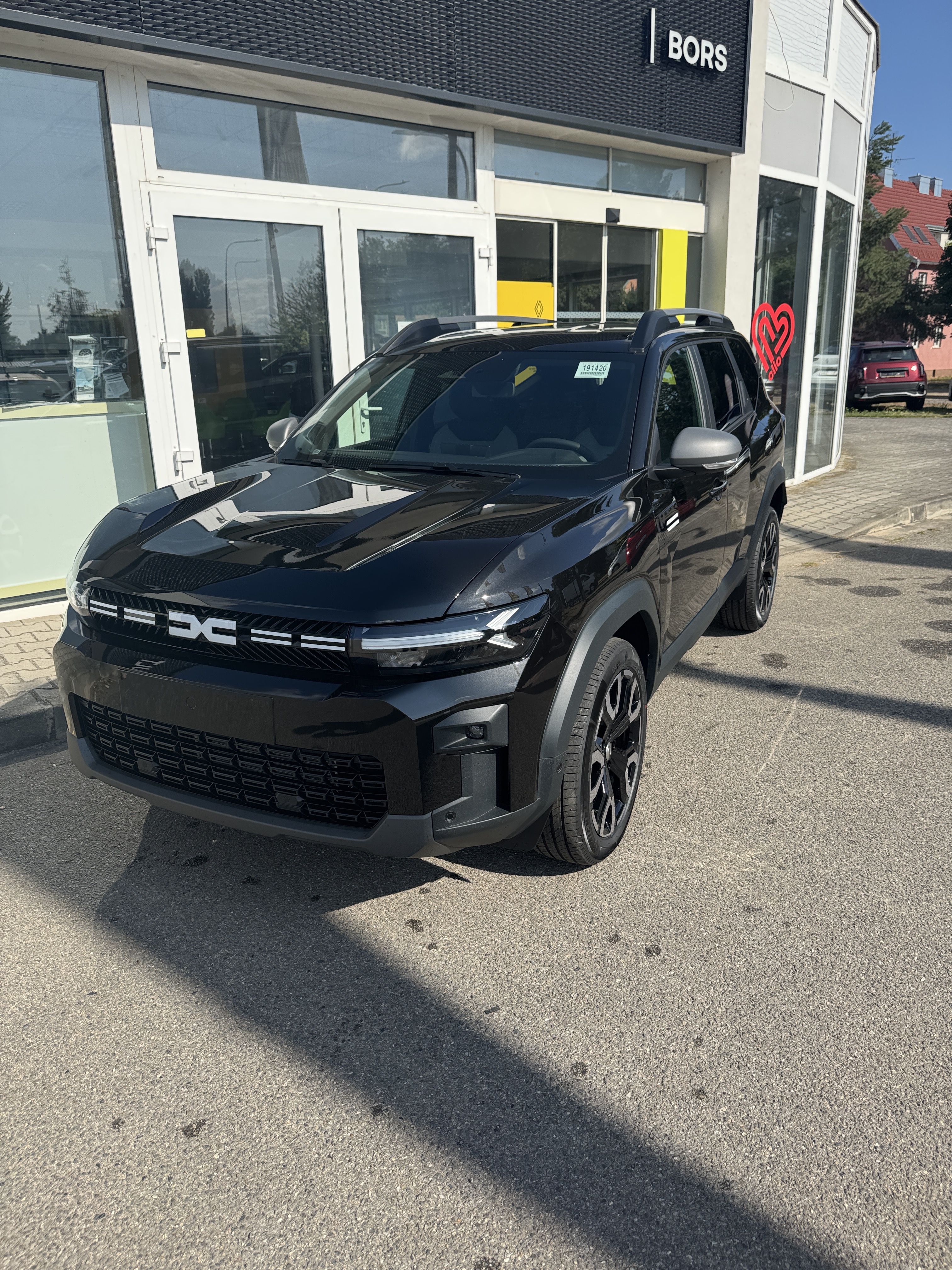 Dacia Bigster, Journey hybrid 155