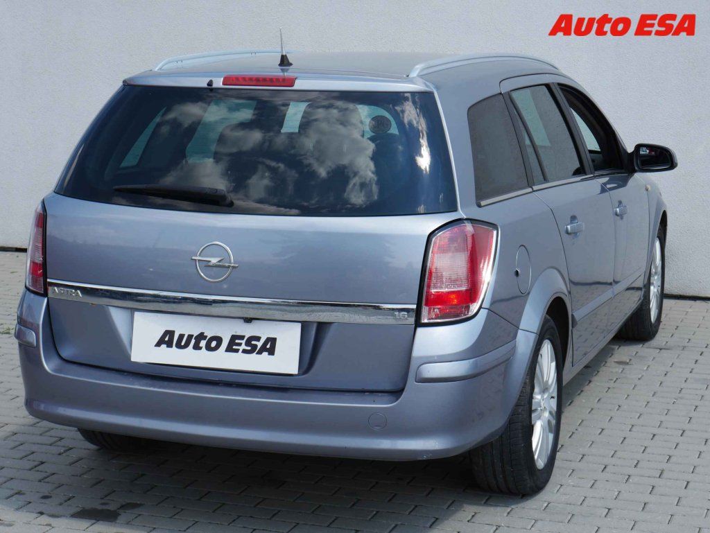 Opel Astra, 1.6i - fotka 4