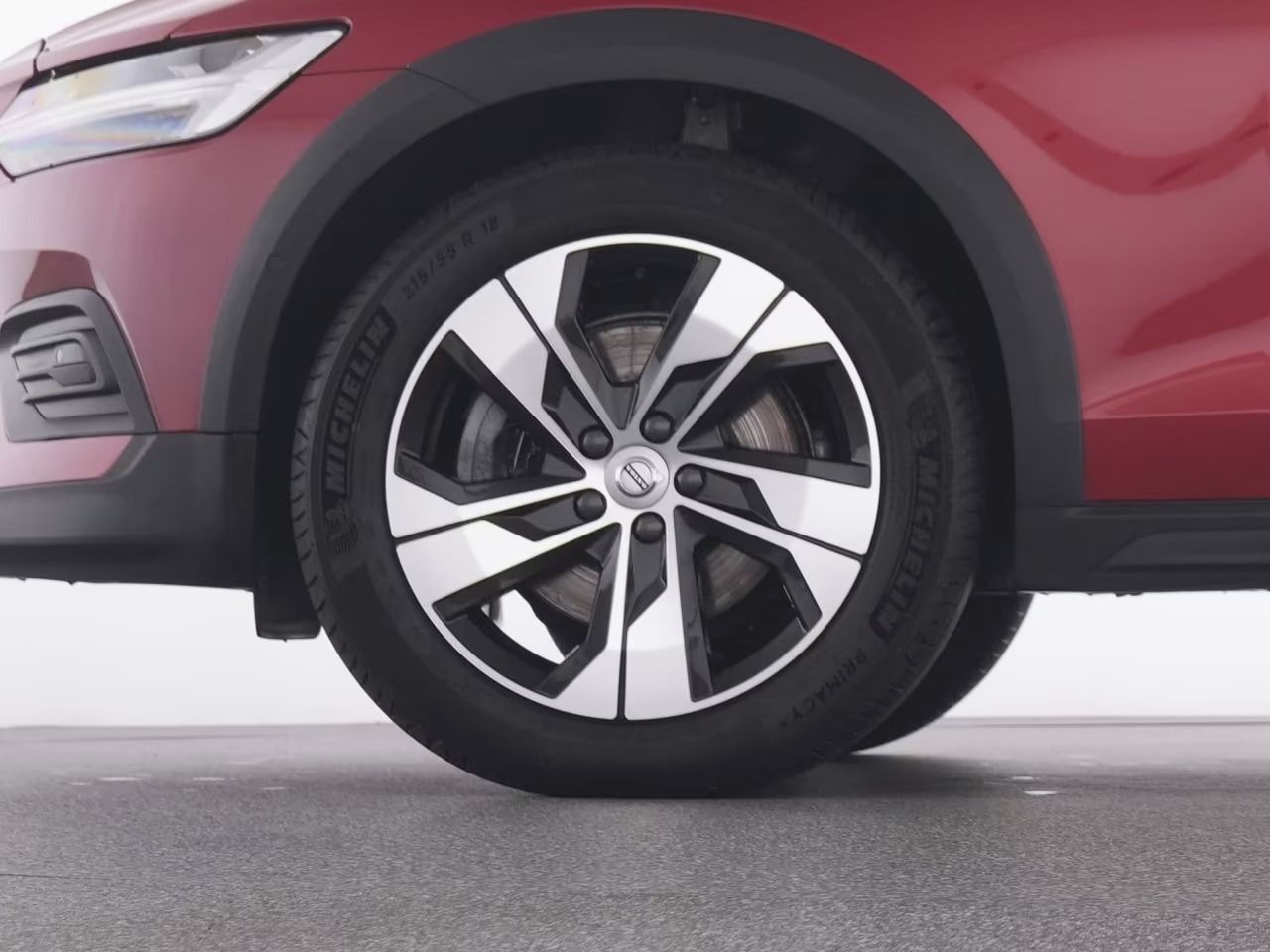 Volvo V60, CROSS COUNTRY B4 AWD PLUS - fotka 3