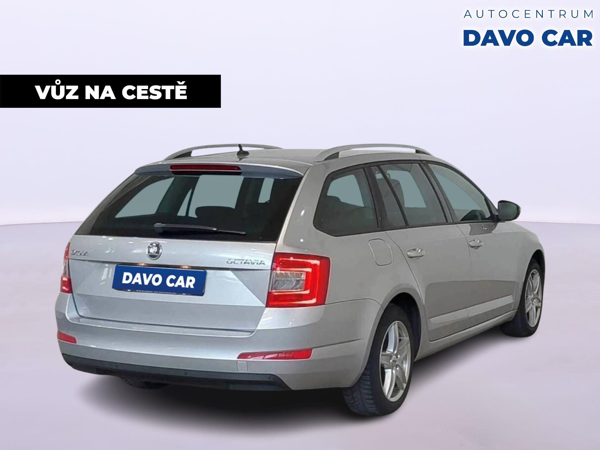 Škoda Octavia, 1,4 TSI 103kW Elegance Serv.kn - fotka 4