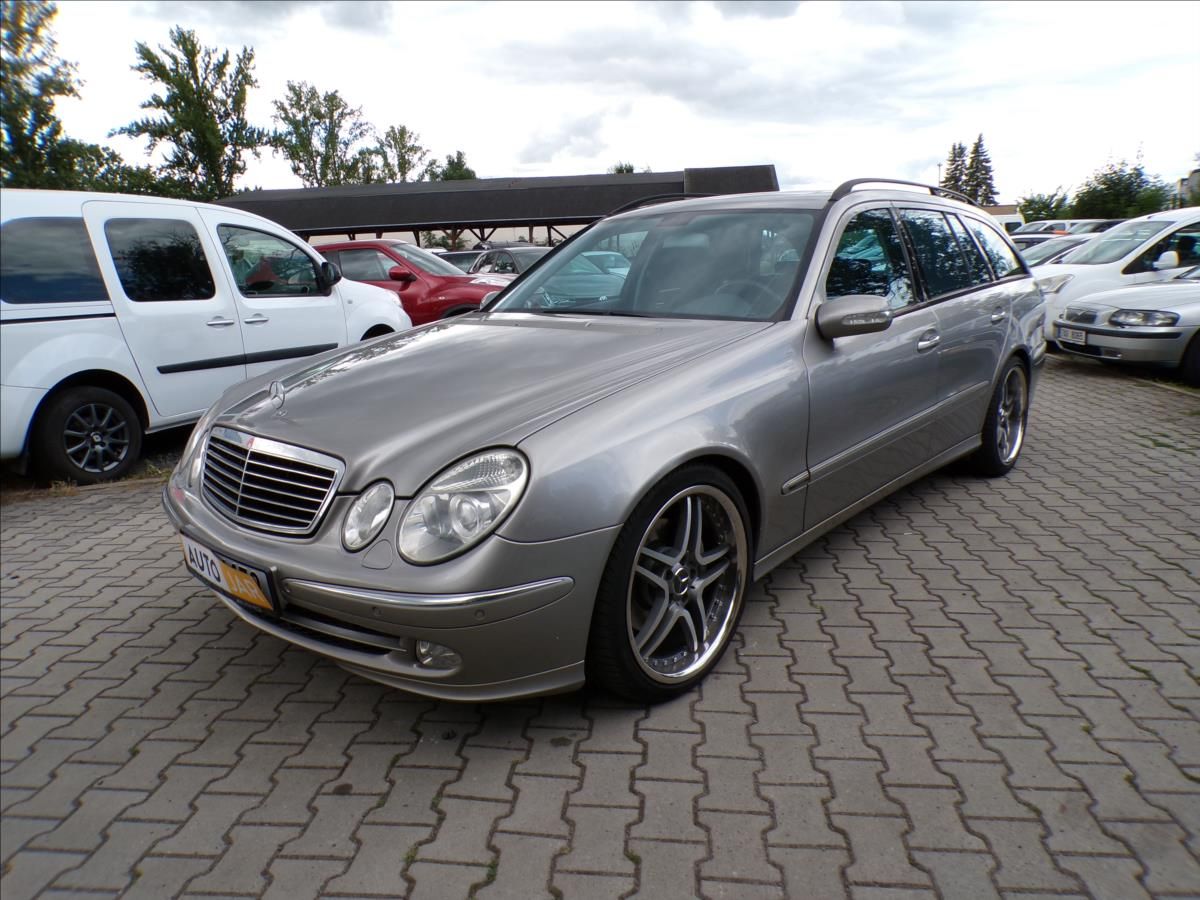Mercedes-Benz Třídy E, 3,2   320CDI,AVANTGARDE - fotka 2