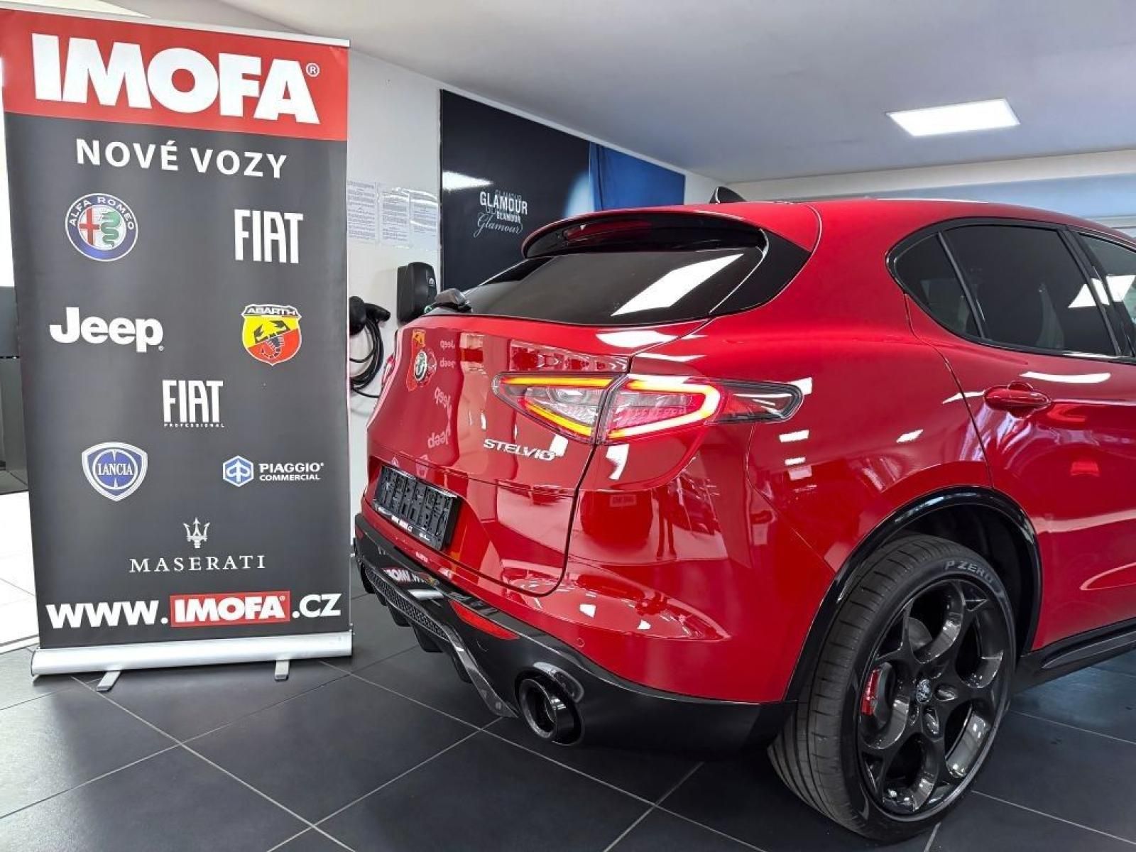 Alfa Romeo Stelvio, 2.0T 280k AT8 ZF Q4 4x4 - fotka 5