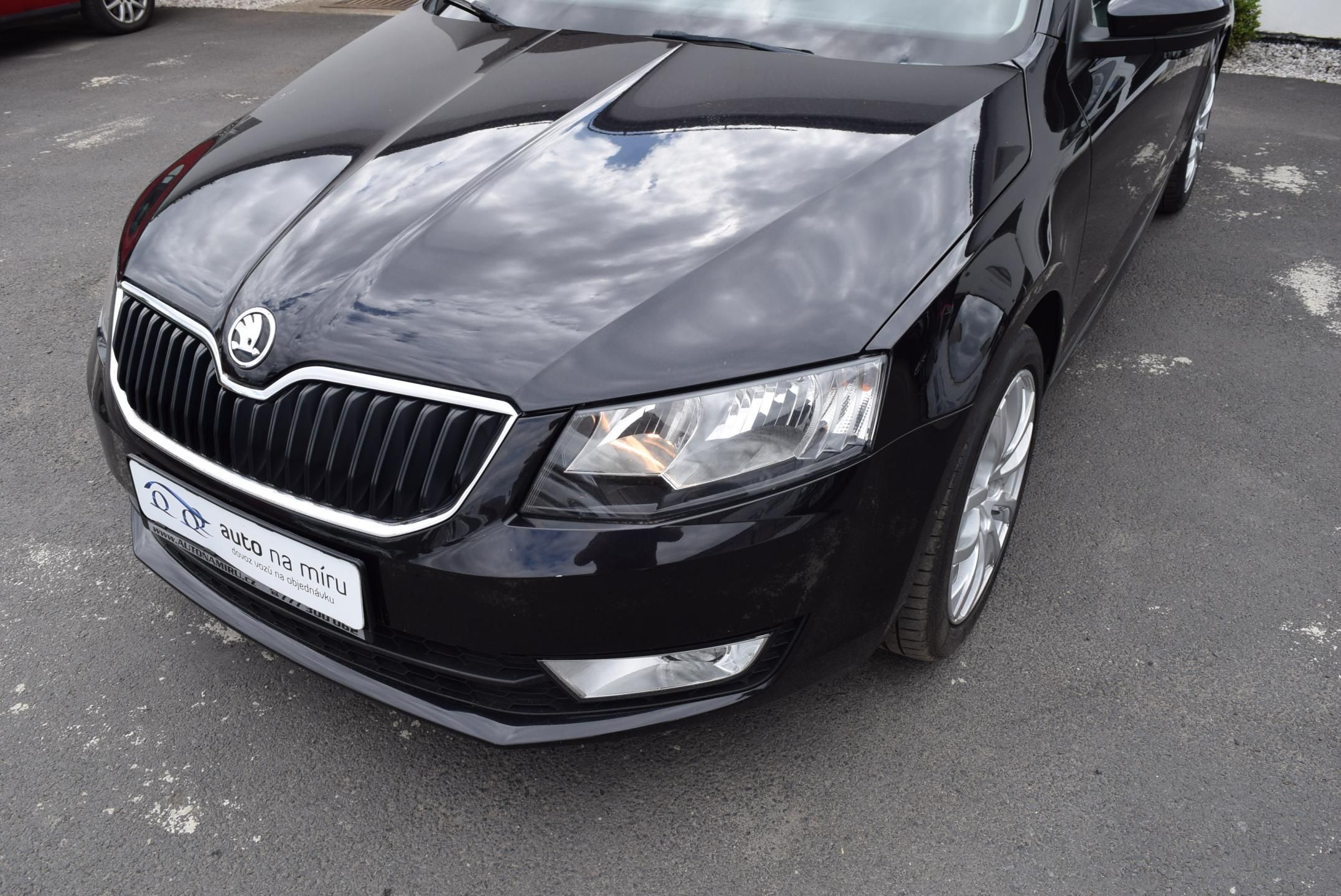 Škoda Octavia, 1.4TSI 110kw AMBITION GREENLIN - fotka 2