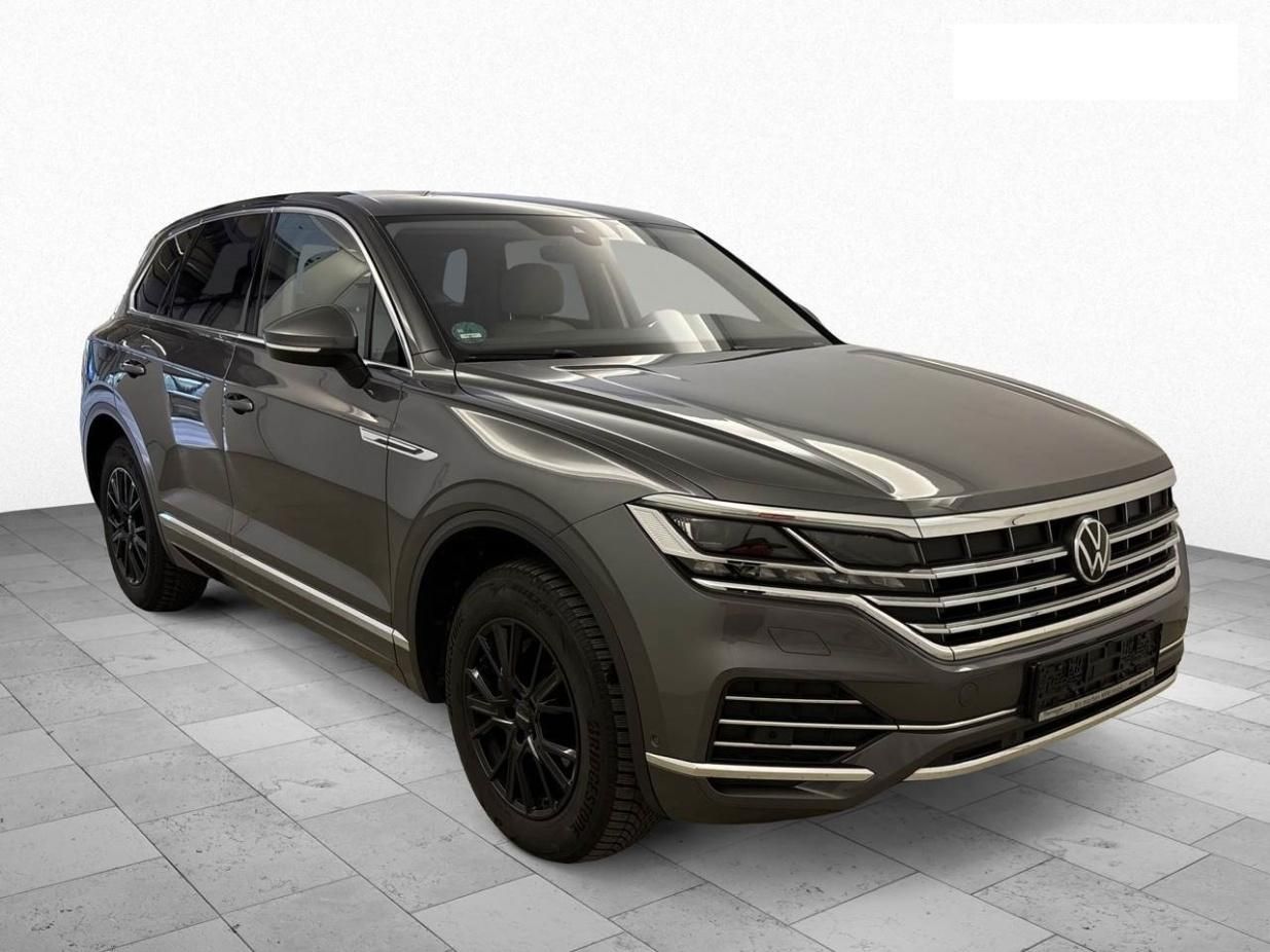 Volkswagen Touareg, 3,0TDi 170kw 4x4 DSG TZ 19ALU - fotka 2