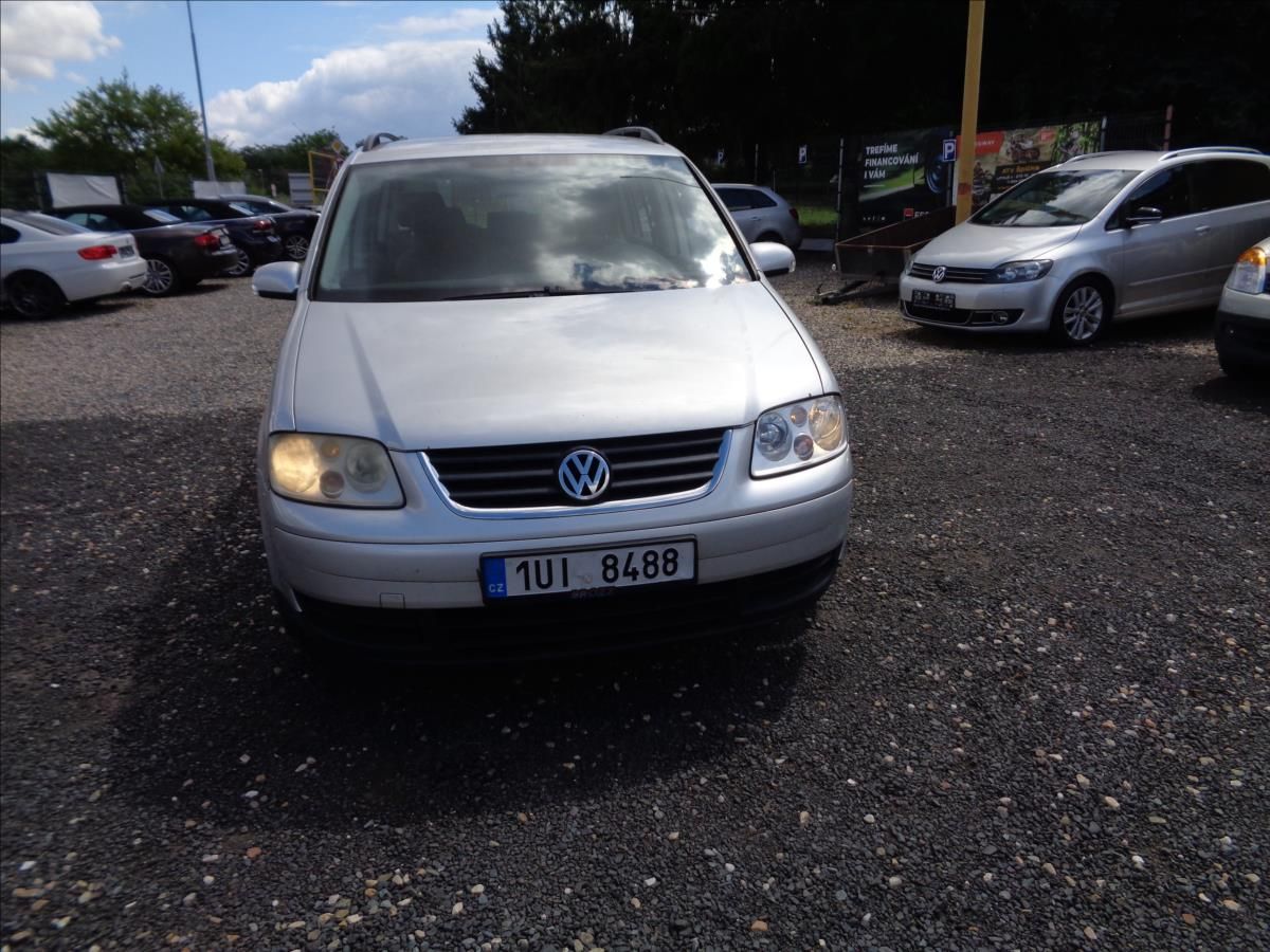 Volkswagen Touran, 2,0 automat - fotka 2