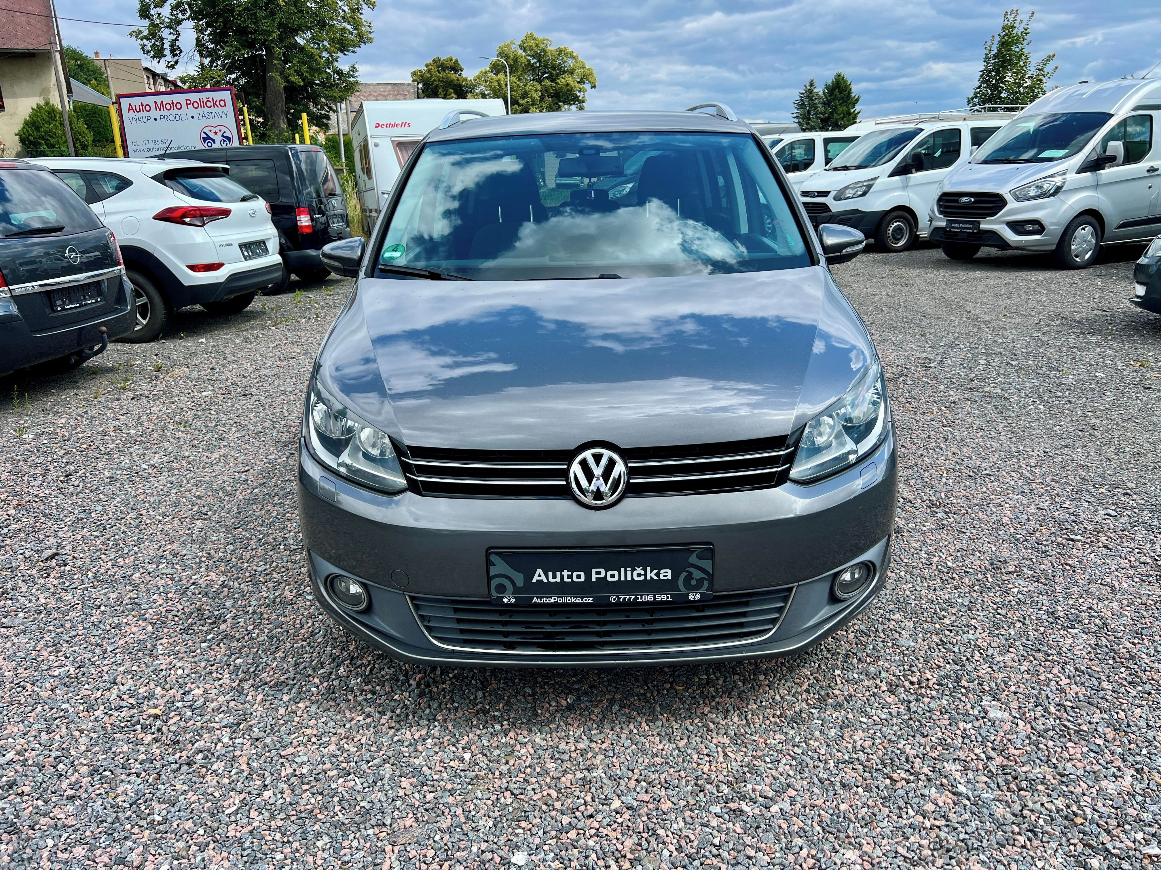 Volkswagen Touran, 1.6 TDI 77 kW DSG PoServisu - fotka 3