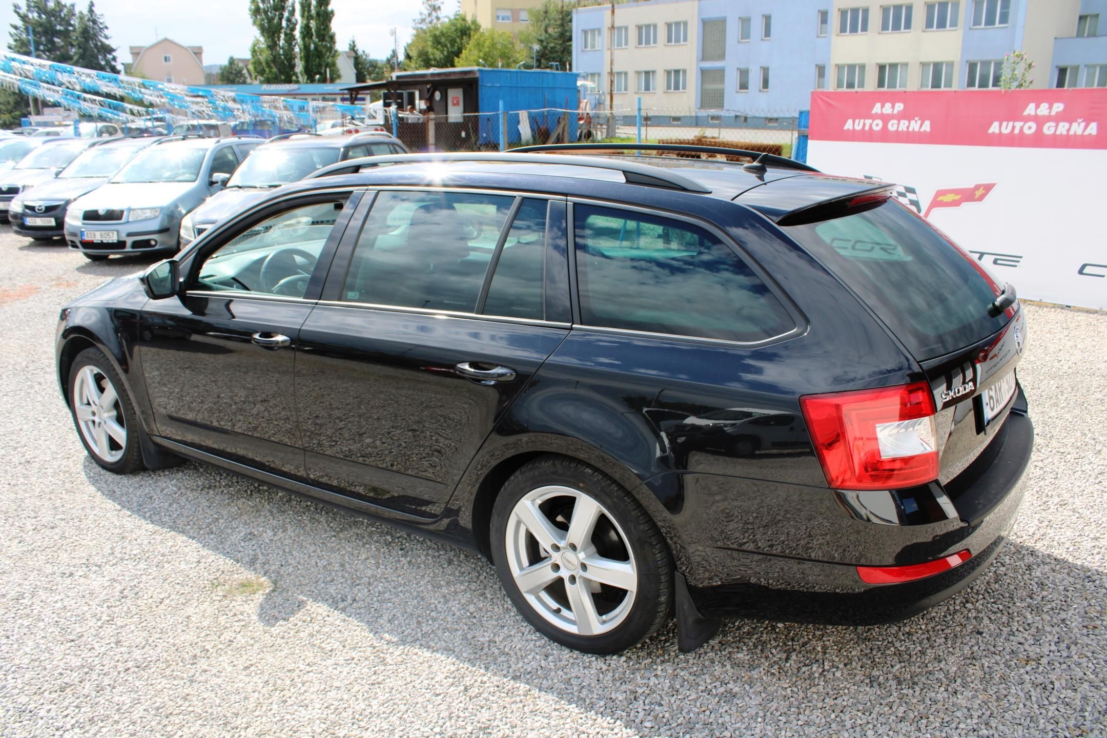 Škoda Octavia, 2.0TDI NAVI KLIMA DSG 4X4 ALU - fotka 5