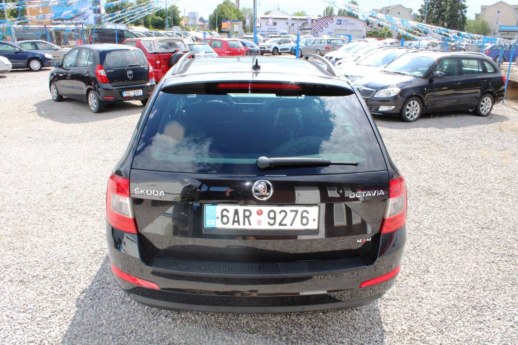 Škoda Octavia, 2.0TDI NAVI KLIMA DSG 4X4 ALU - fotka 6