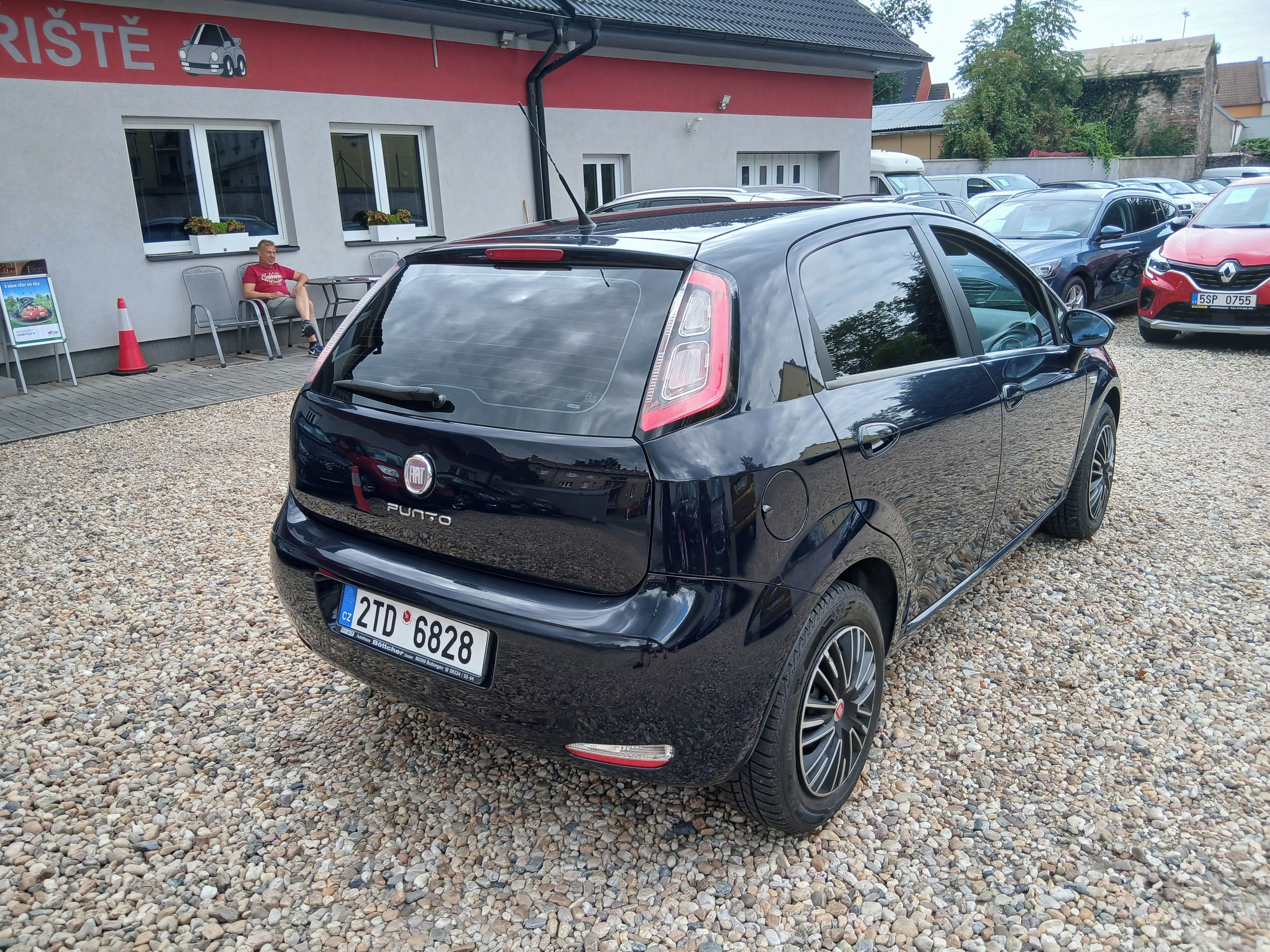Fiat Punto, 1.4i 57KW Automat, Klima - fotka 5