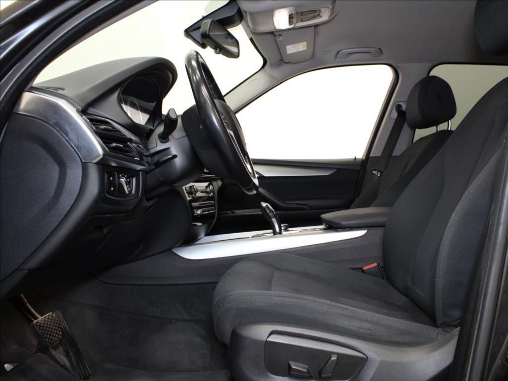BMW X5, 3,0 30d 190kW xDrive Tažné DPH - fotka 6