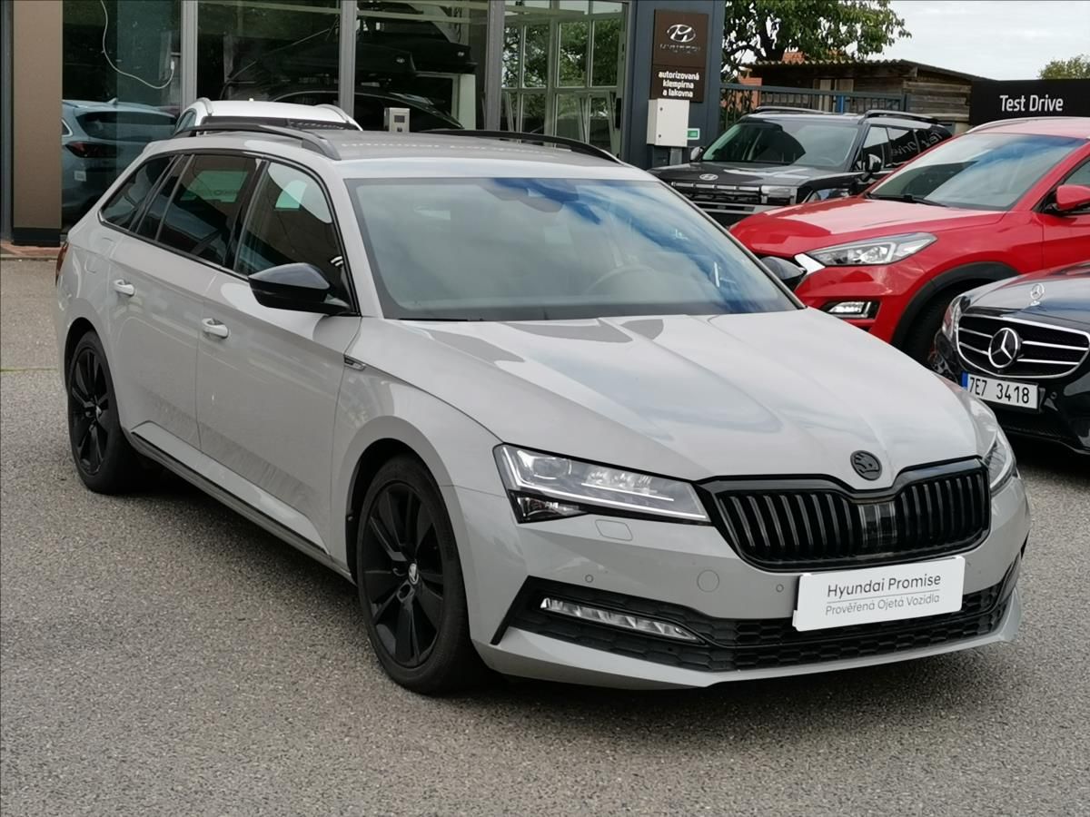 Škoda Superb, 2,0 TDI SportLine Combi DSG - fotka 3