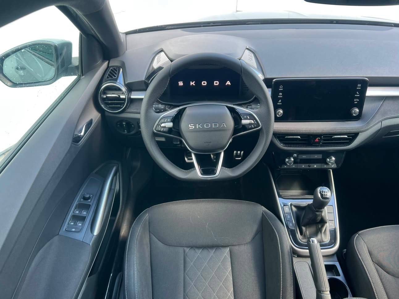 Škoda Fabia, Dynamic 6MP 1,0TSI - fotka 4
