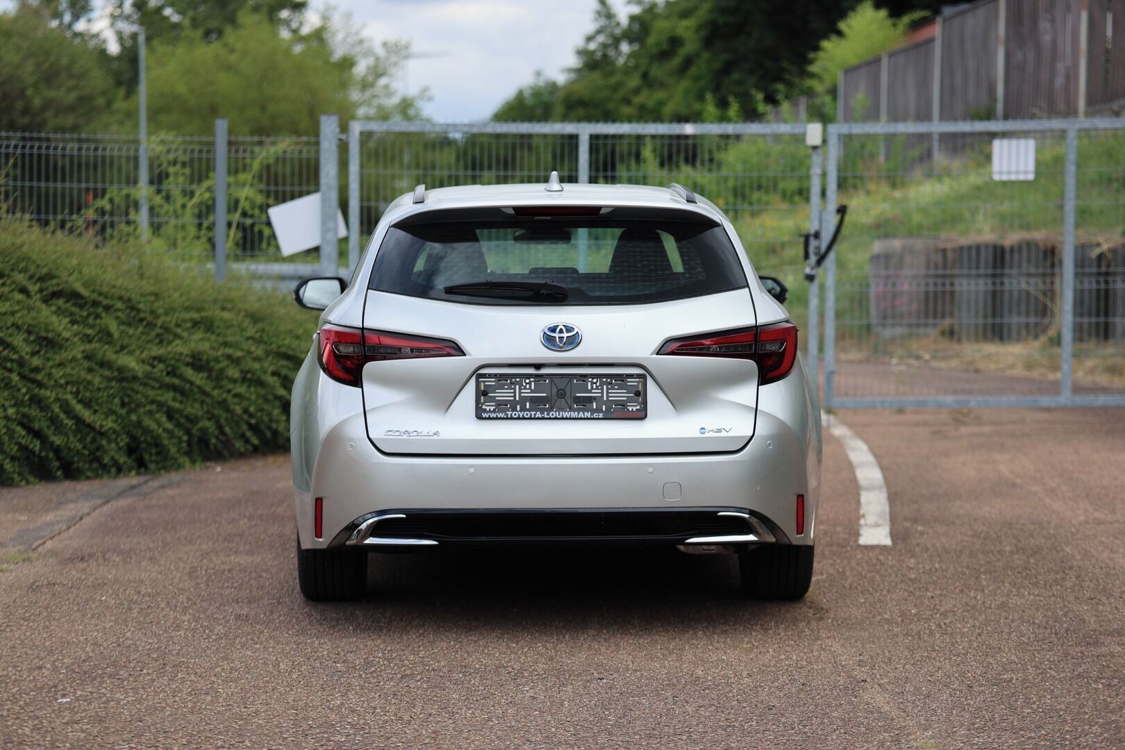 Toyota Corolla, TS 1.8. Hybrid Comfort - fotka 2