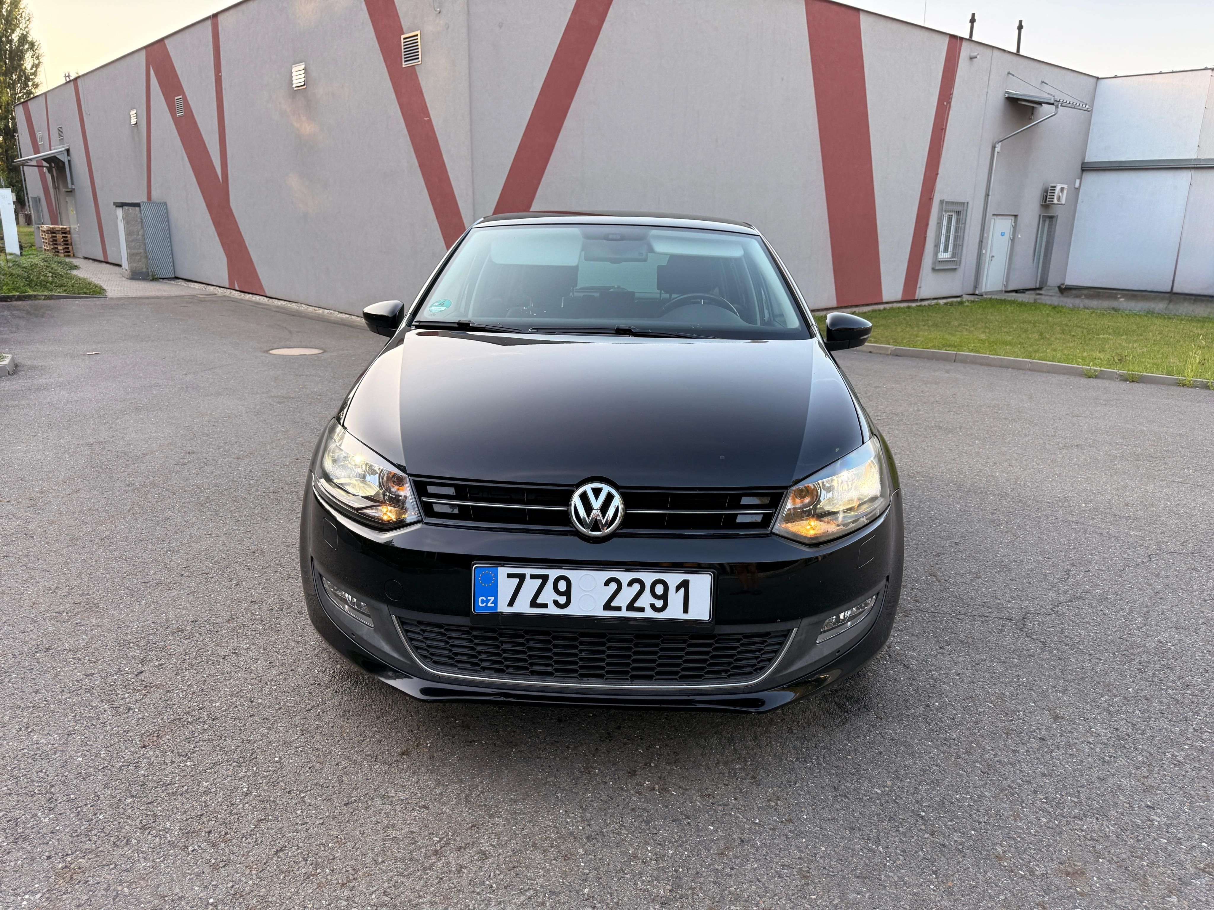 Volkswagen Polo, Volkswagen Polo 6R 1.2HTP 44k - fotka 2
