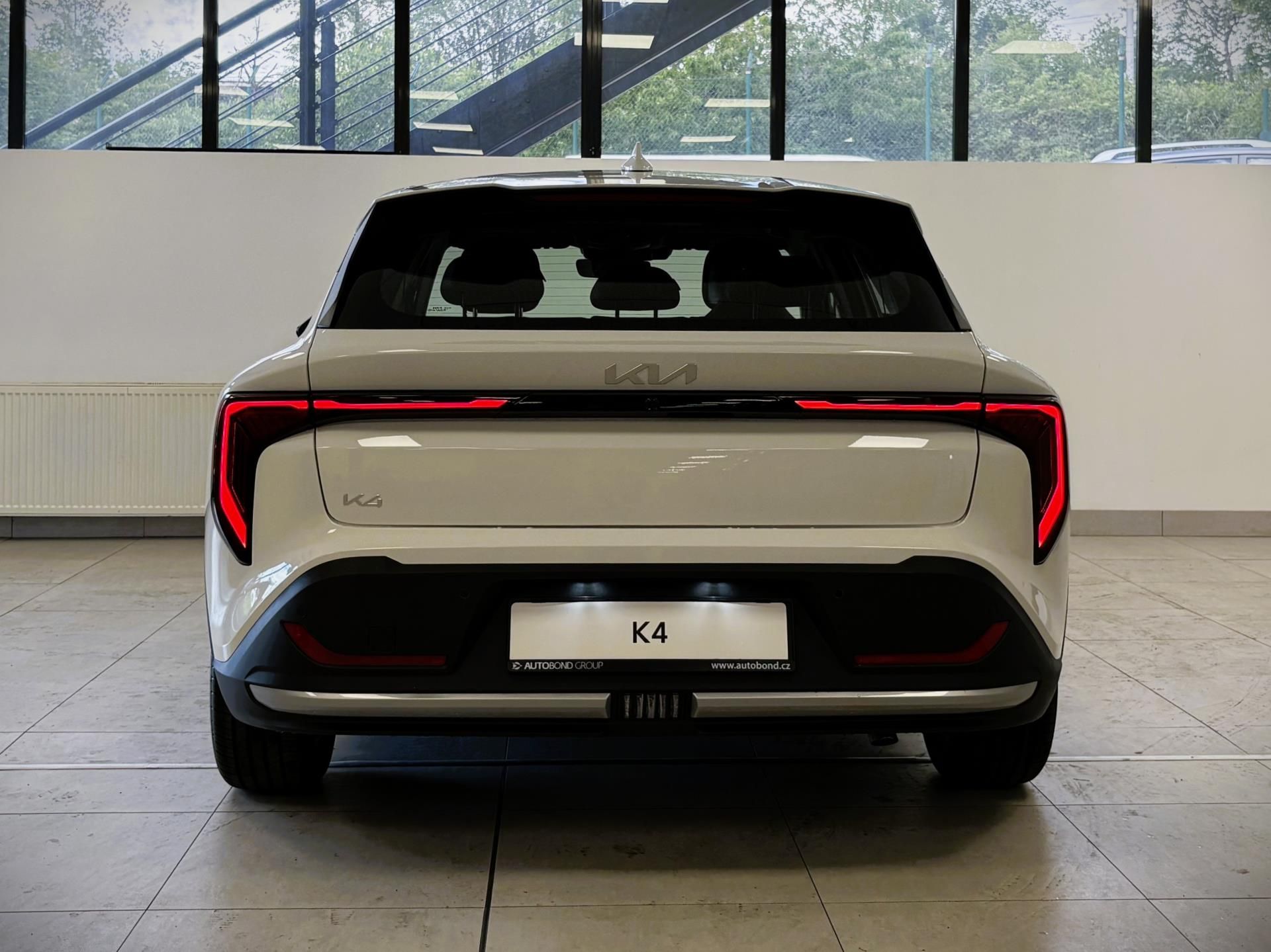 Kia K4, EXCLUSIVE 1.0 T-GDi 85kW 6MT - fotka 3