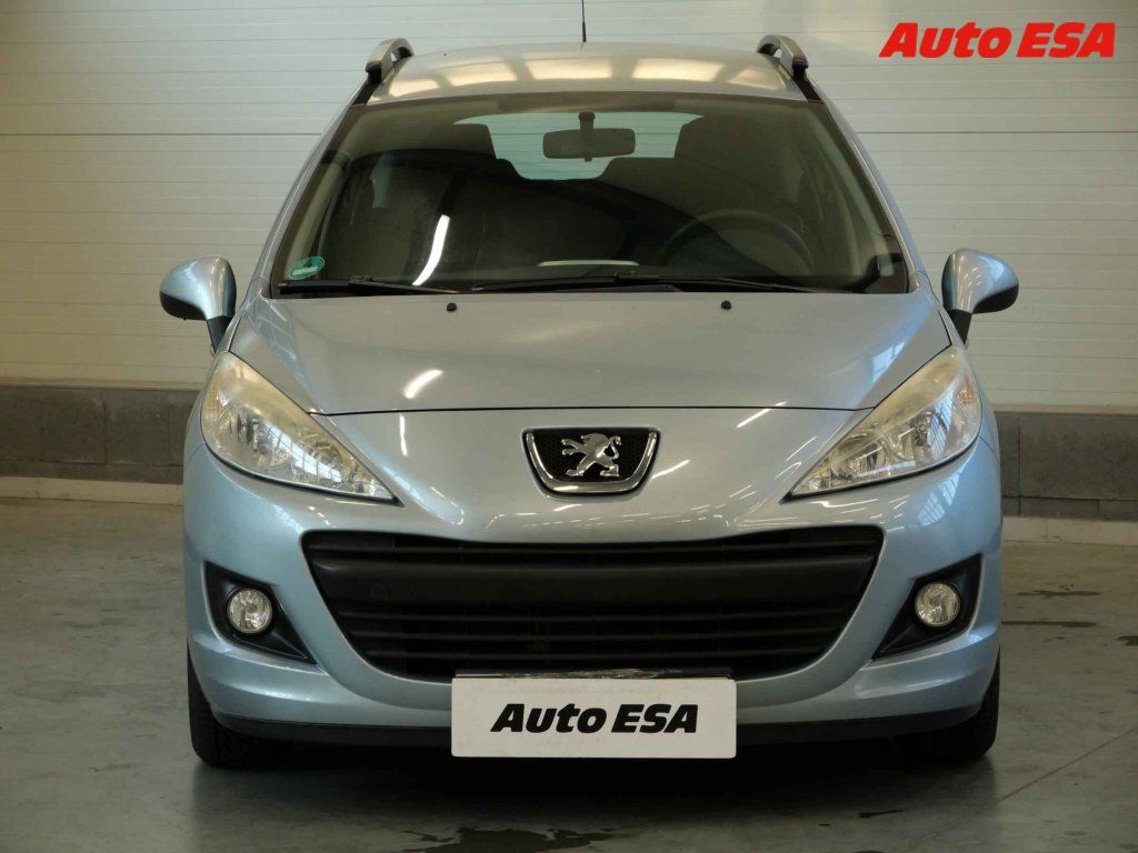 Peugeot 207, 1.4i,2.maj,ČR - fotka 2