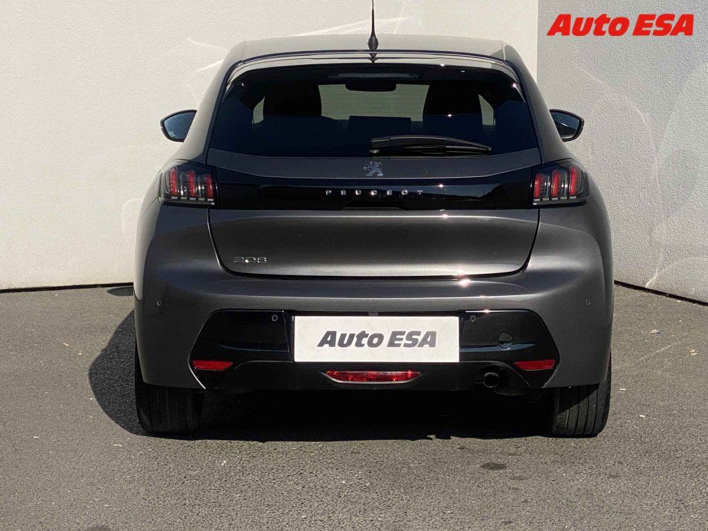 Peugeot 208, 1.2 - fotka 5