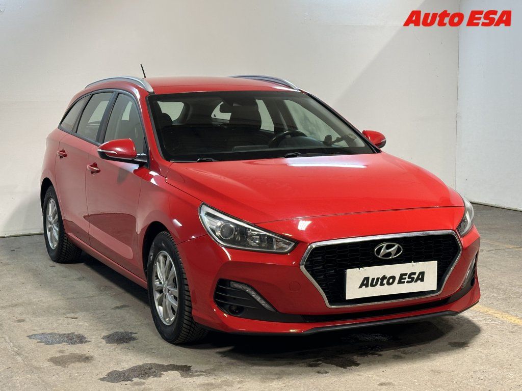 Hyundai i30, 1.6 CRDi,2.maj,servis.kniha