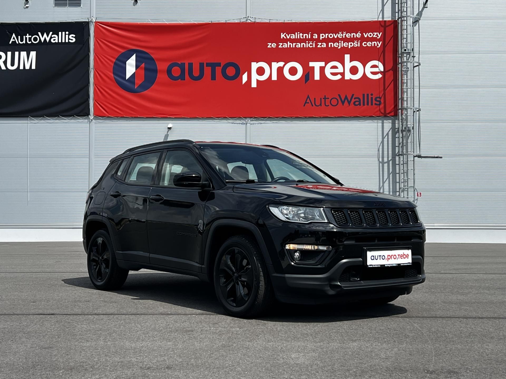 Jeep Compass, 1.4 MultiAir 103kW Night Eagle - fotka 2