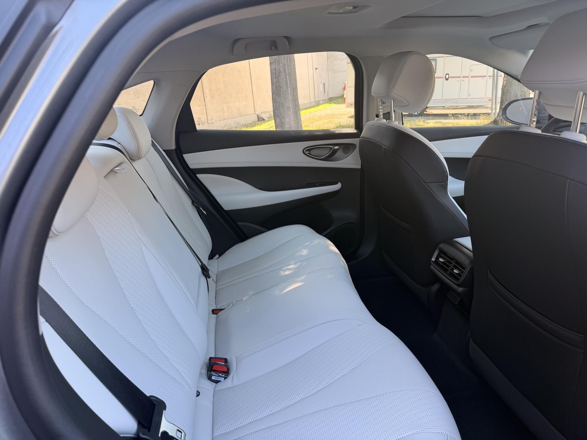 BYD Seal 5 DM-i, BYD SEAL 5 COMFORT - fotka 6