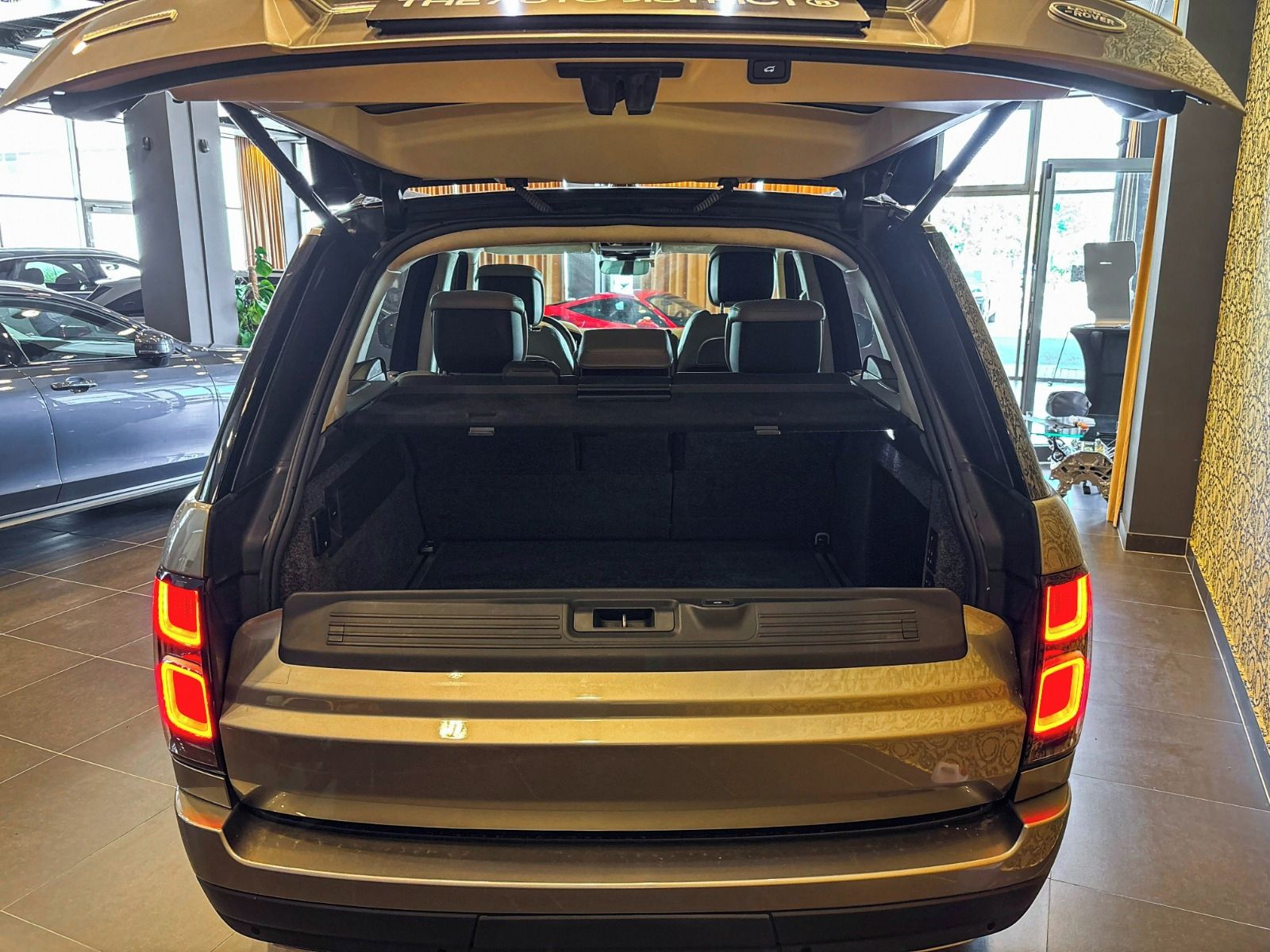 Land Rover Range Rover, 5.0L V8 Autobiography PANO - fotka 6
