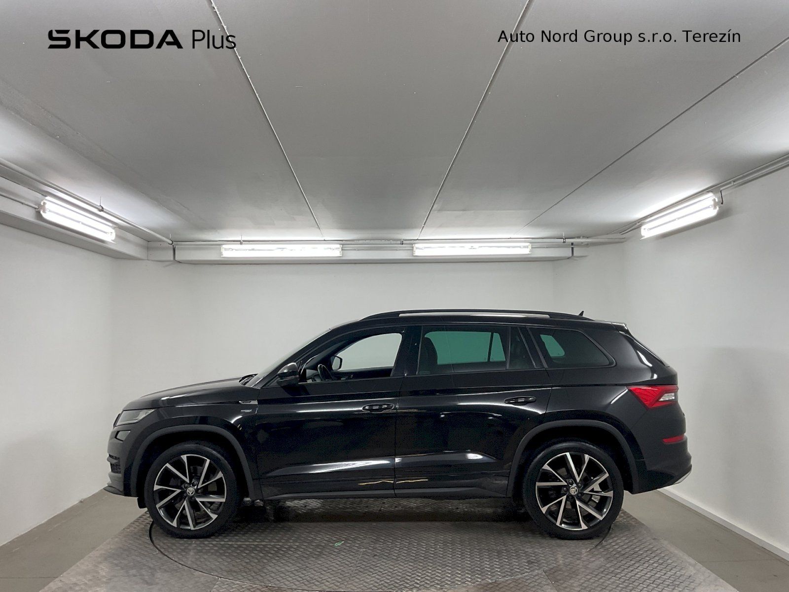 Škoda Kodiaq, 2.0 TSI 140 kW Sportline 4x4 D - fotka 3