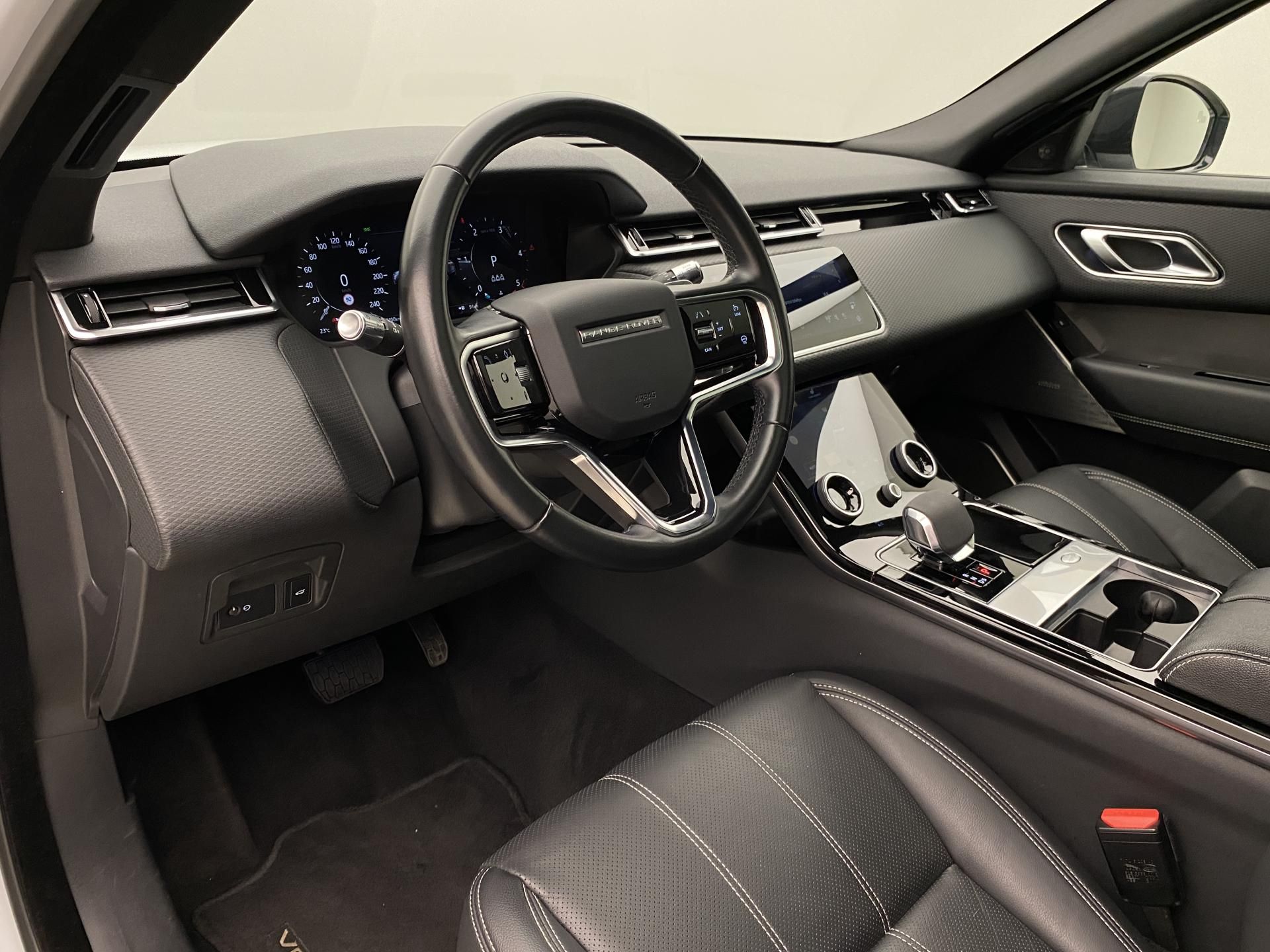 Land Rover Range Rover Velar, D200 SE AWD AUT - fotka 4