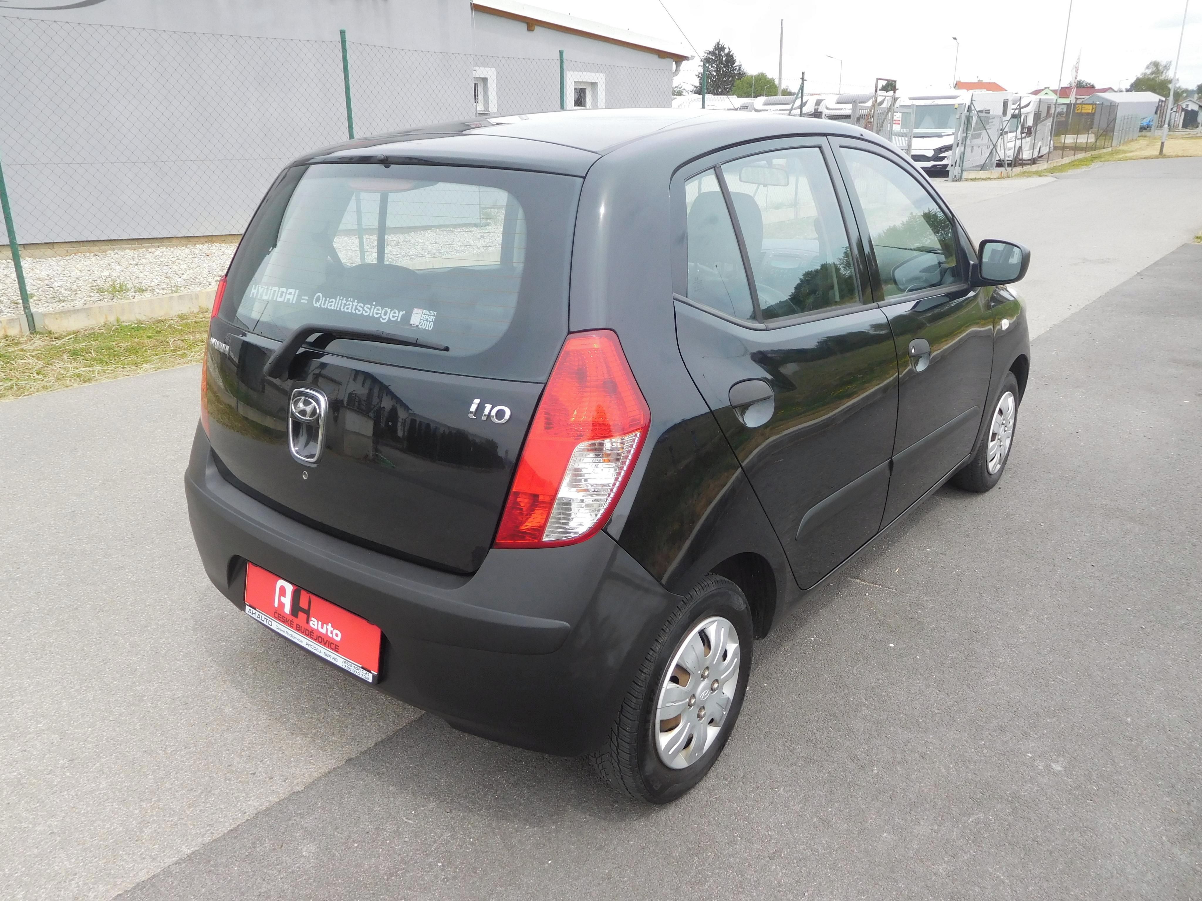 Hyundai i10, 1.1i Style, 49 kW, Serviska - fotka 3