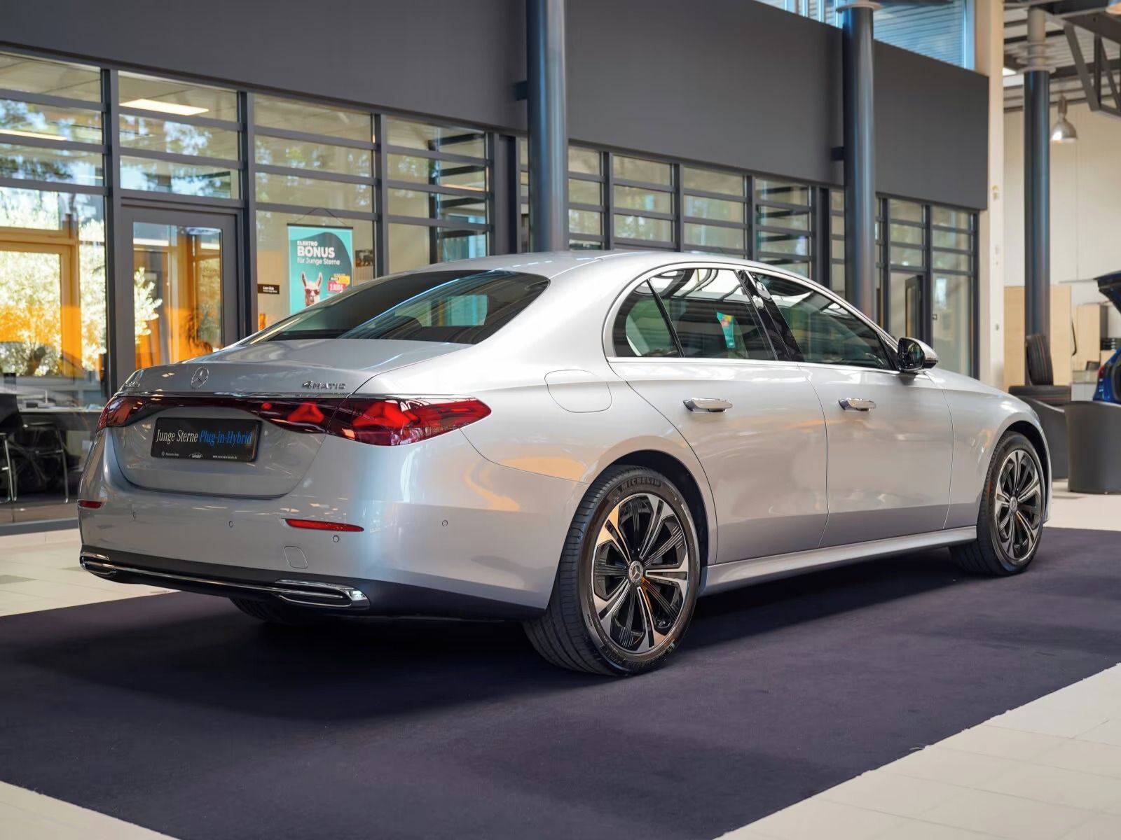 Mercedes-Benz Třídy E, E 300 de 4M AVANTGARDE DISTRON - fotka 2
